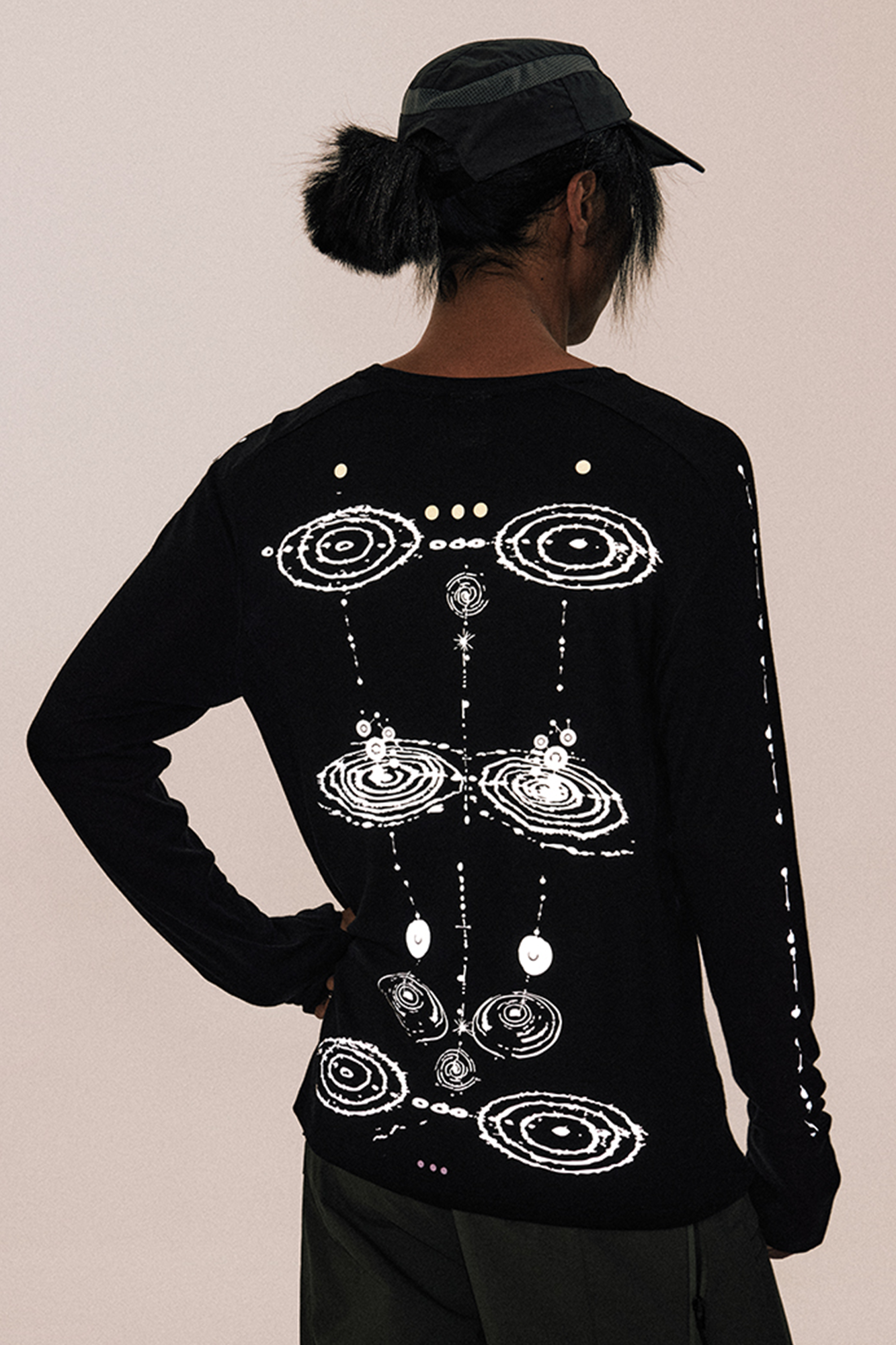 CONPCONP Cosmic Echo Graphic Long-Sleeve Tee Black