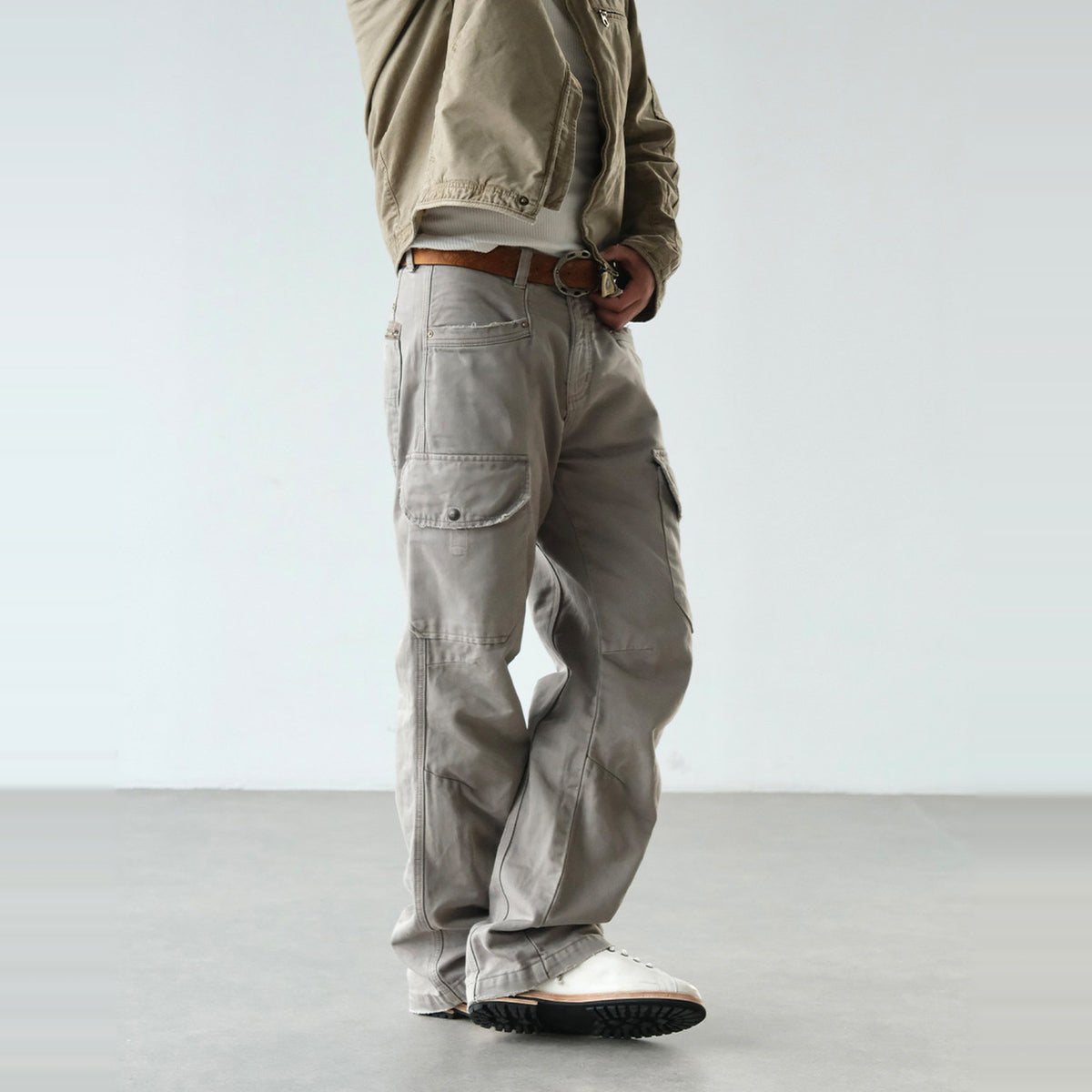 NEIGBORL Retro Multi-Pocket Straight-Leg Cargo Pants — square · side