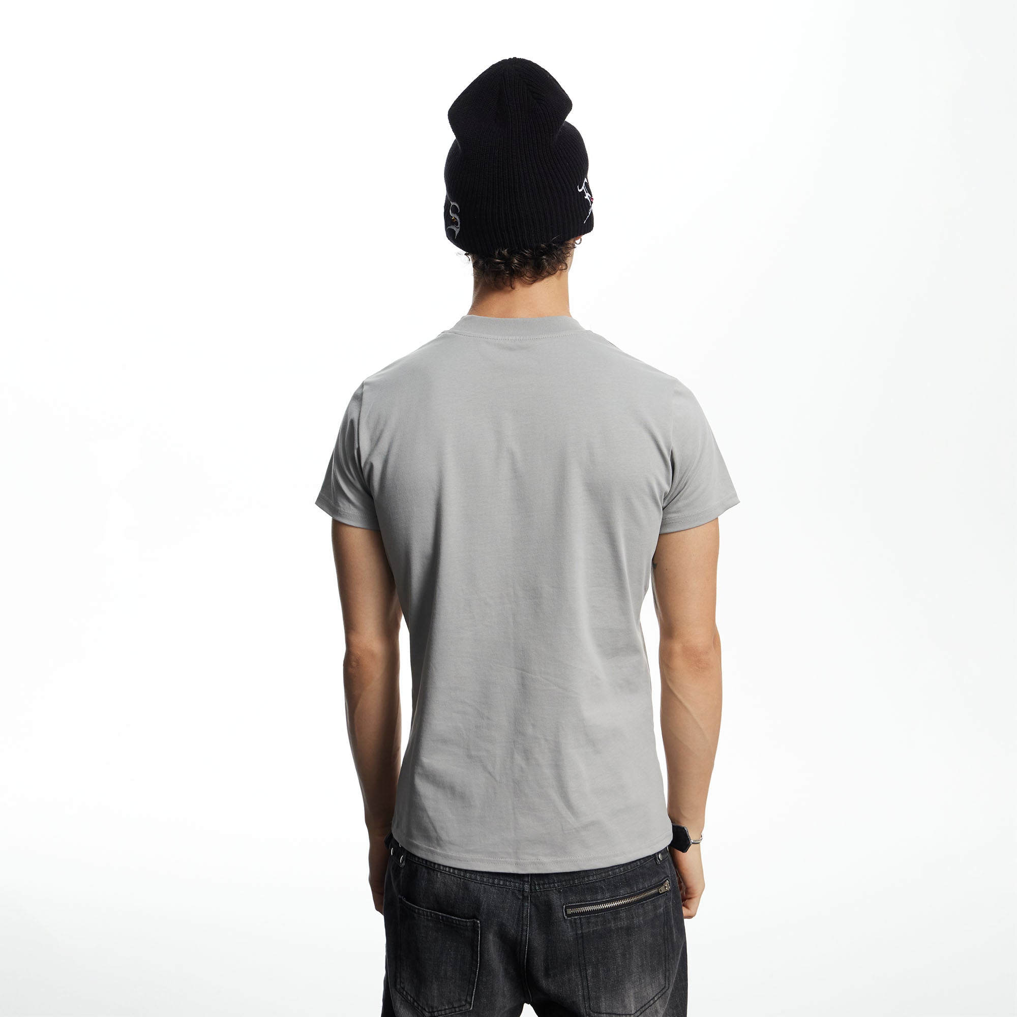 DND4DES Rivet Cross Graphic T-Shirt