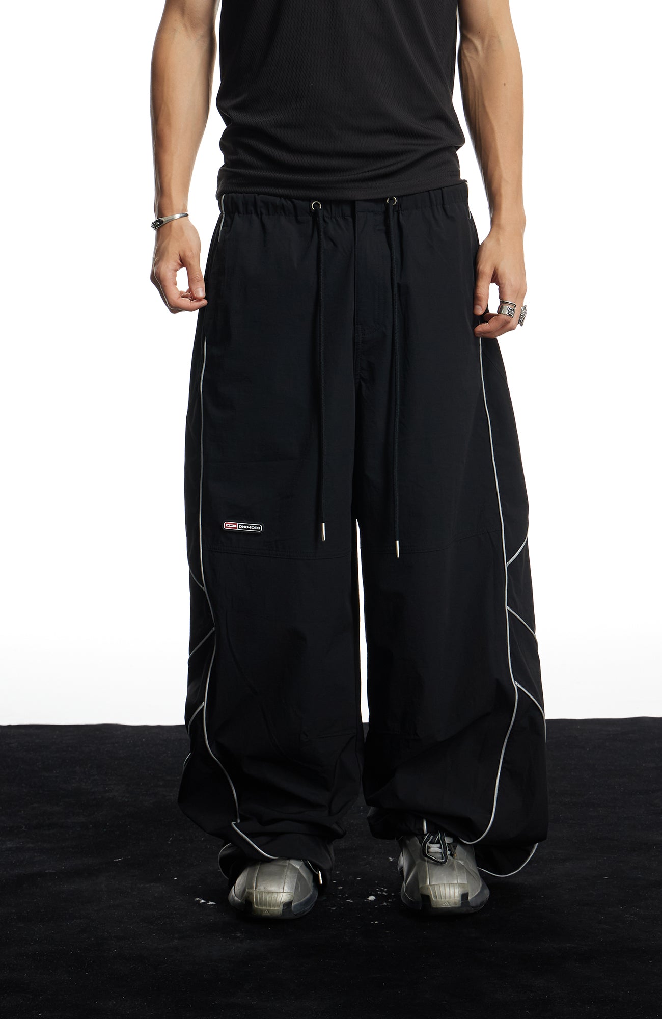 DND4DES Reflective Line Parachute Wide-Leg Pants