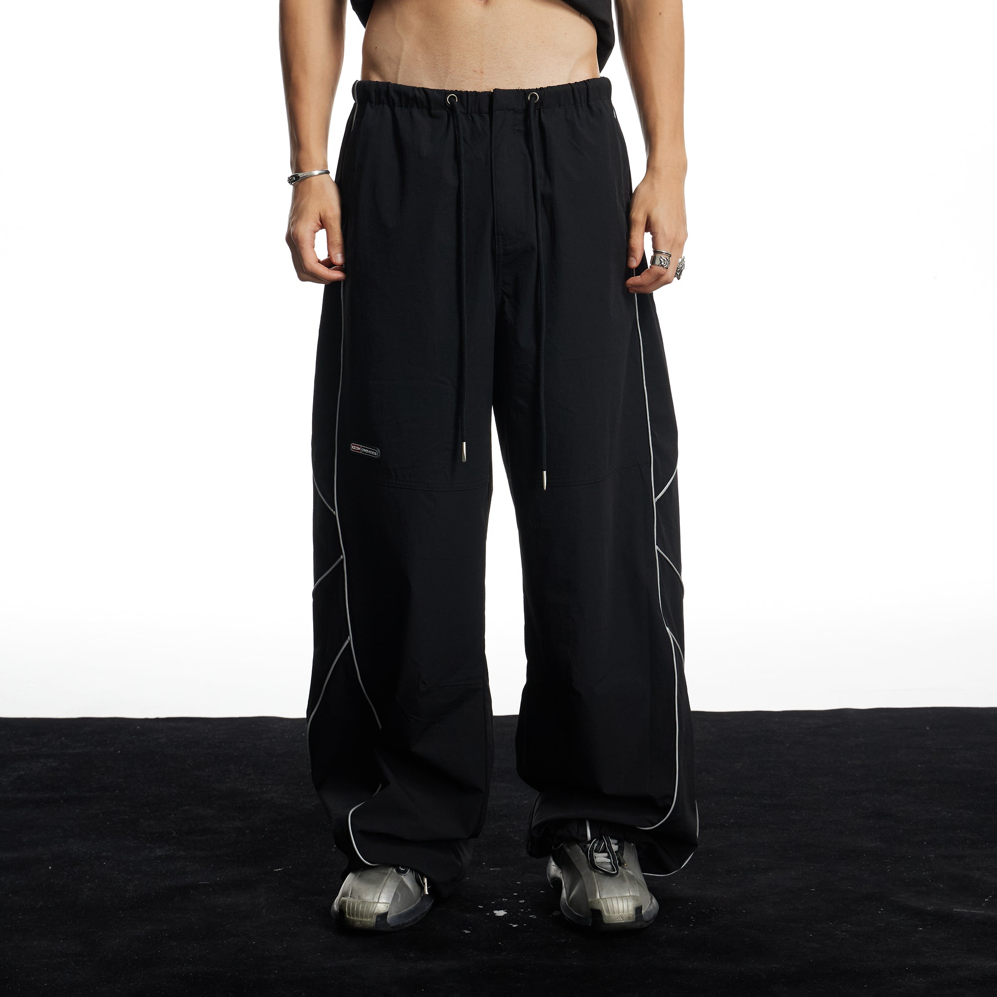 DND4DES Reflective Line Parachute Wide-Leg Pants