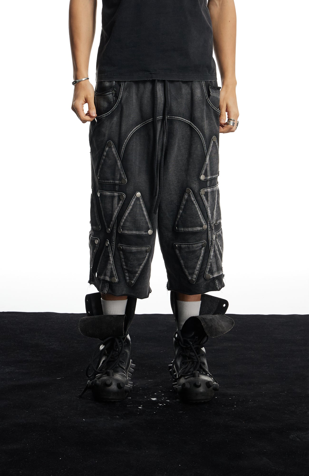 DND4DES Washed Geometric Panel Shorts