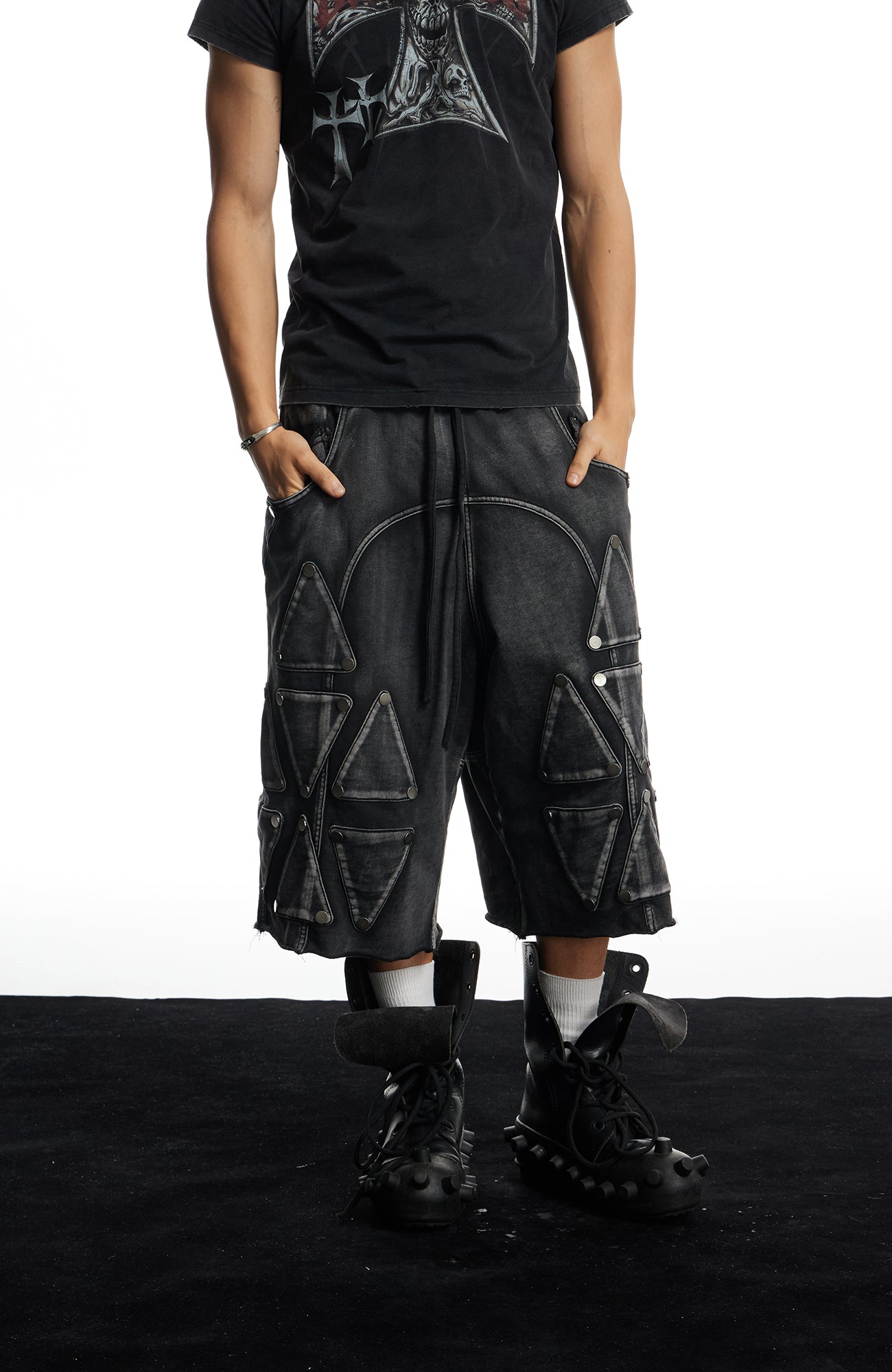 DND4DES Washed Geometric Panel Shorts