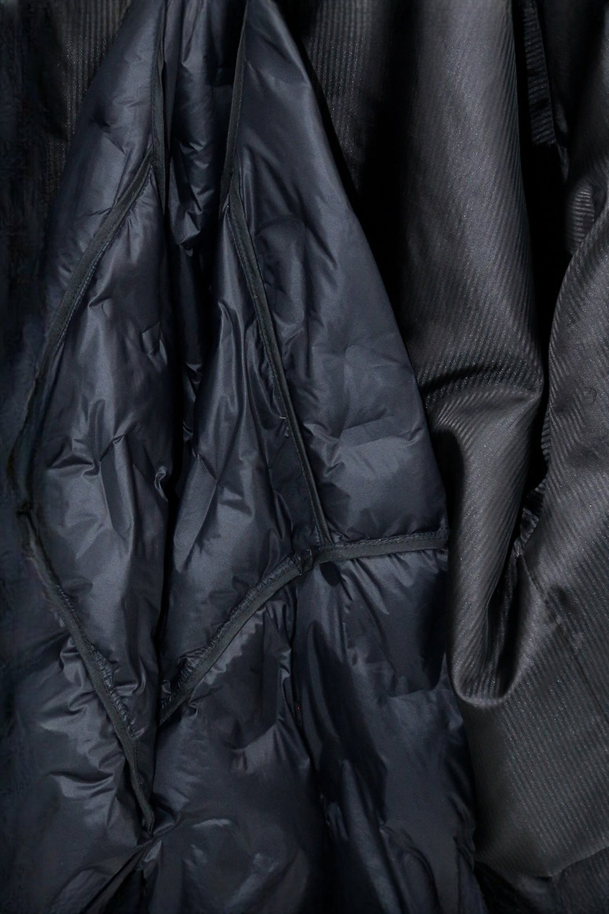RELABEL Detachable Down-Liner Convertible Trench Coat — detail