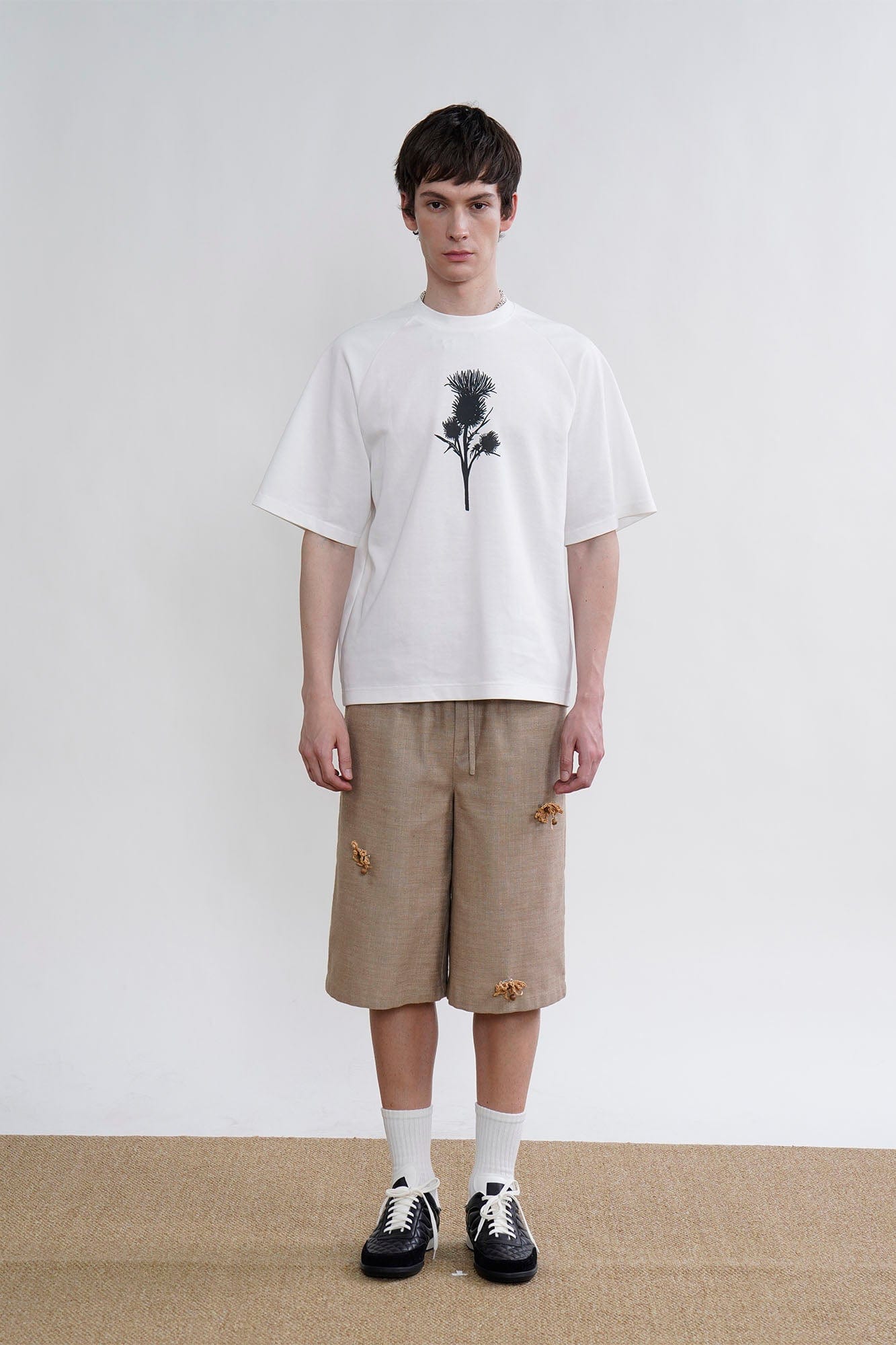 ORAL UTOPIA Tassel Flower Embellished Linen Blend Shorts, premium urban and streetwear designers apparel on PROJECTISR.com, ORAL UTOPIA