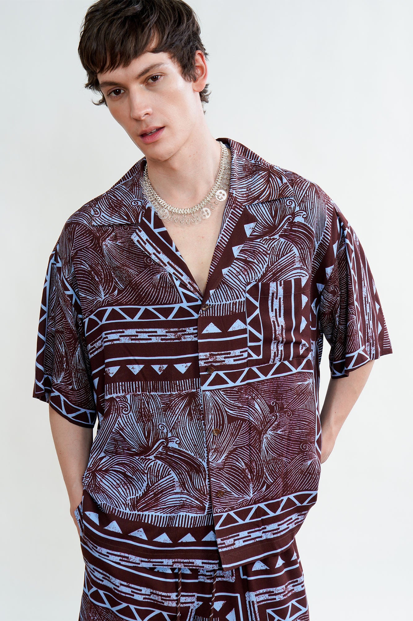 ORAL UTOPIA Paisley Carved Graphic Cuban Half Shirt