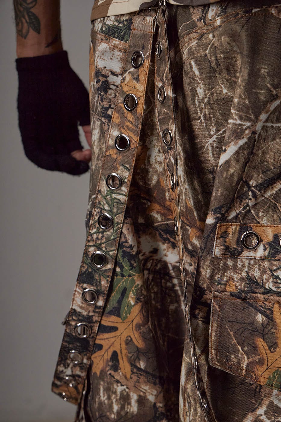 DND4DES Camo Detachable Strapped Cargo Pants, premium urban and streetwear designers apparel on PROJECTISR.com, DND4DES