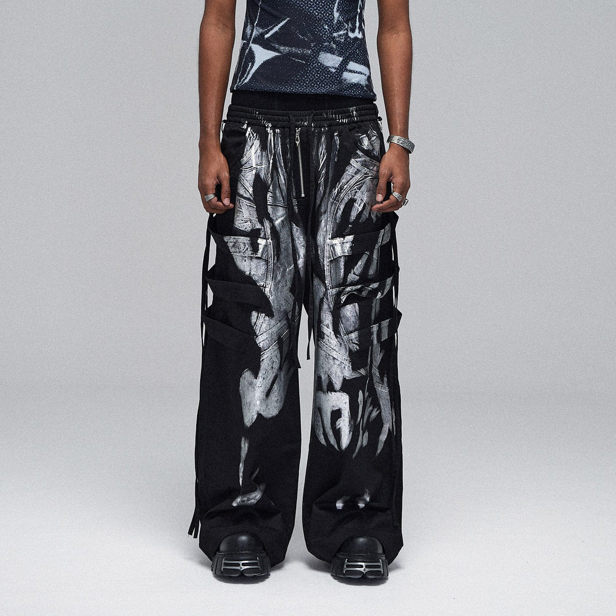 DND4DES Multi-Layered Striped Graffiti Cargo Pants