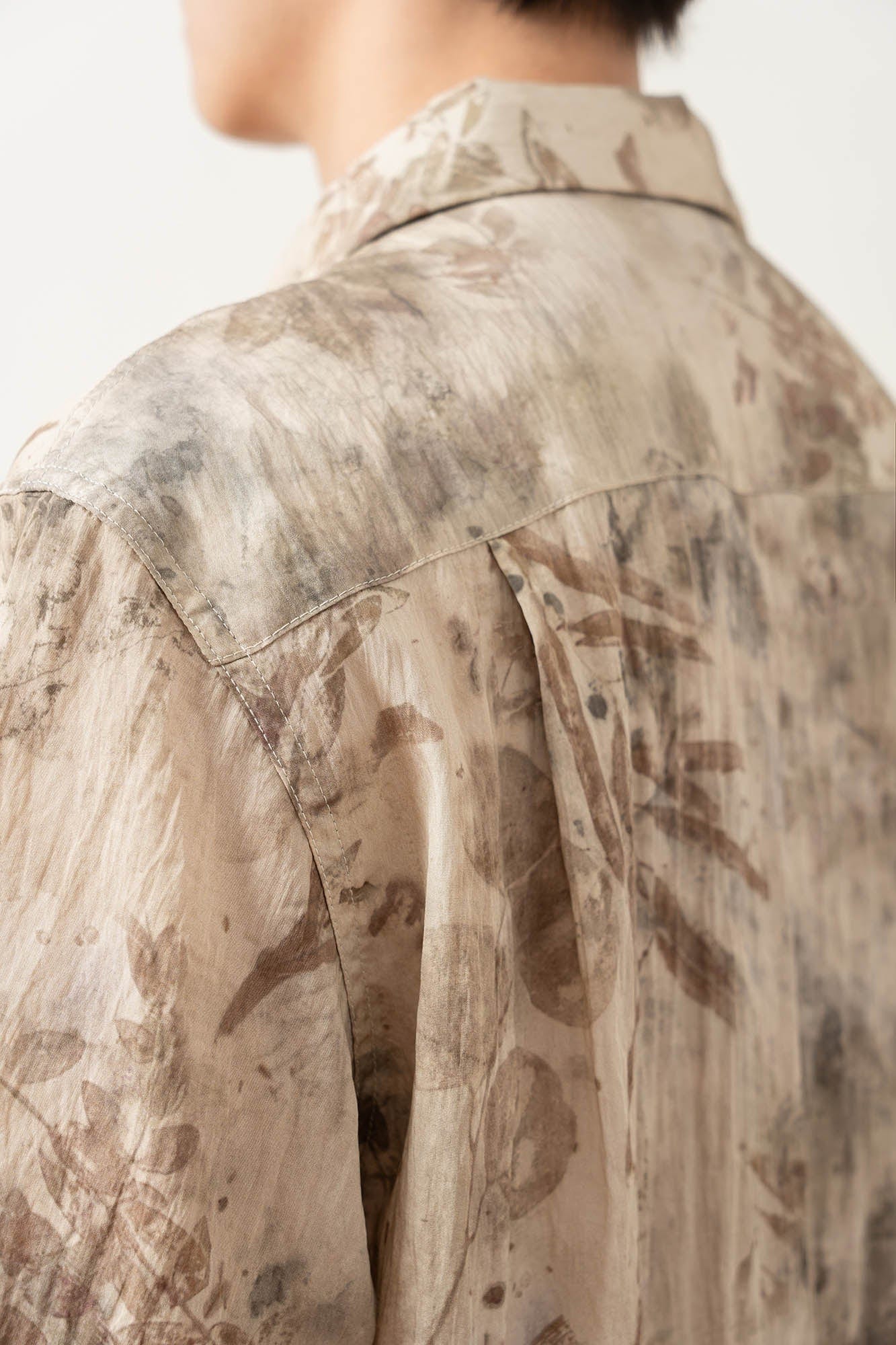 MOITIEDEPETALE Wrinkled Tie-Dyed Botanical Half Shirt