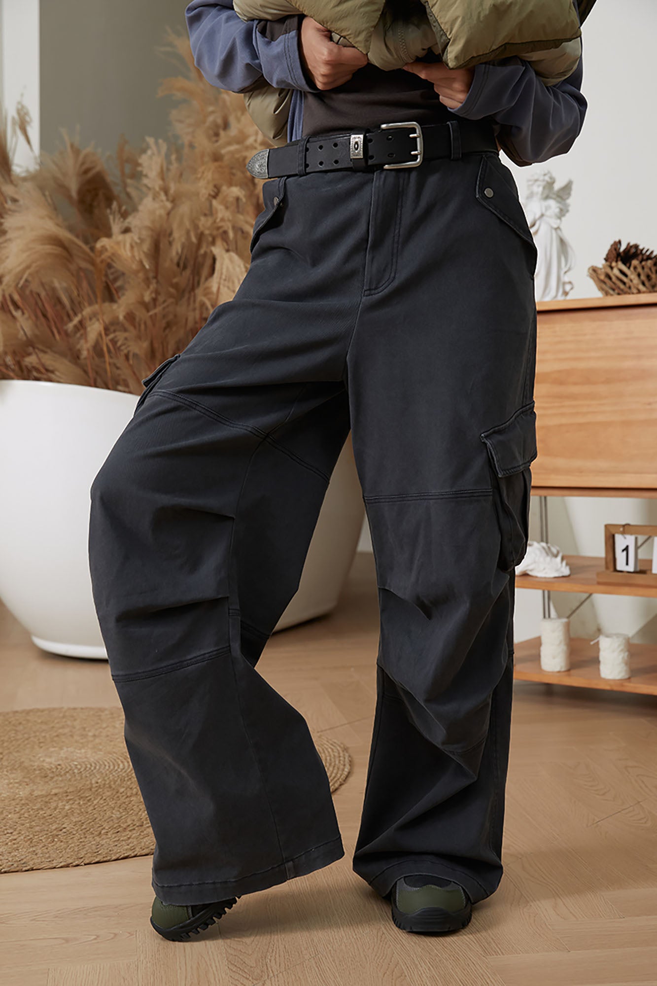 ERROR CODE ROBOT Pleated Knee Slant-Pockets Cargo Pants