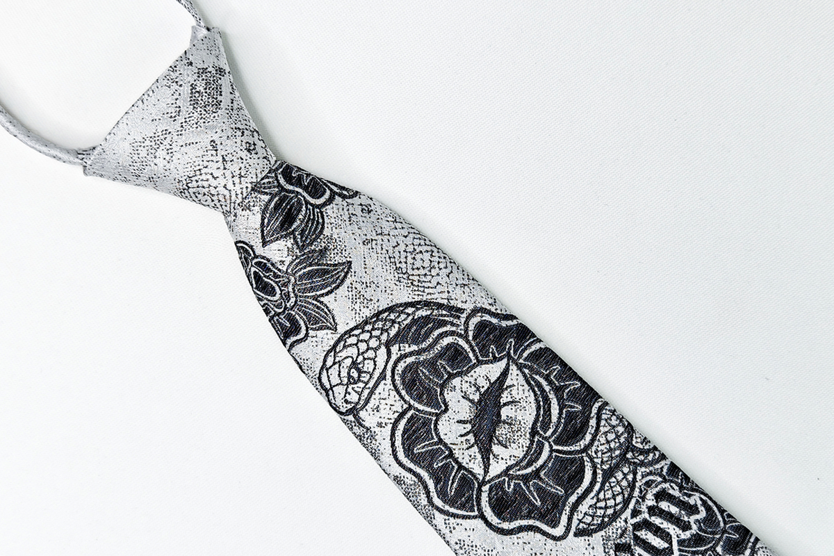 FACEONLAB Carnivorous Flower Jacquard No-Tie Necktie