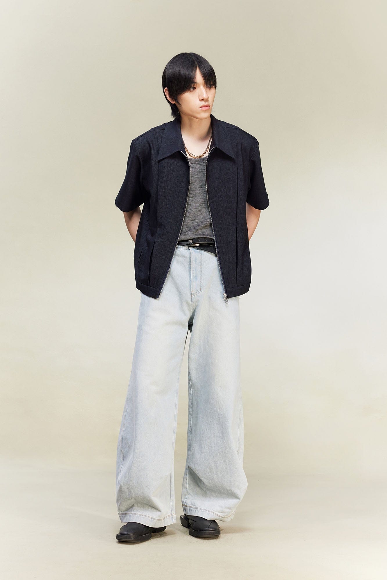 ALVNG AR ANTS Essential Shoulder Slit Knit Tank Top