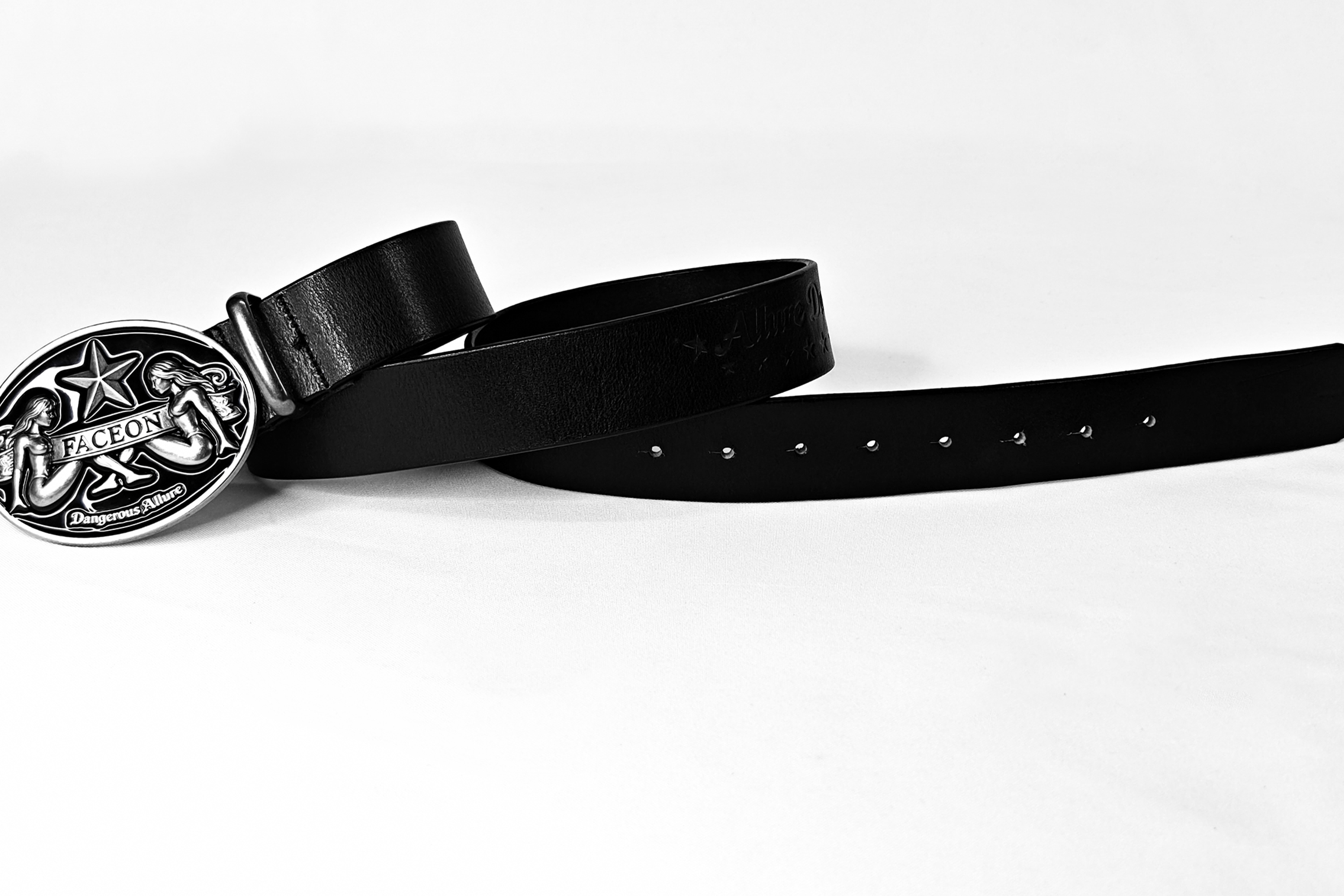 FACEONLAB Gemini Embossed Buckle Retro Faux Leather Belt