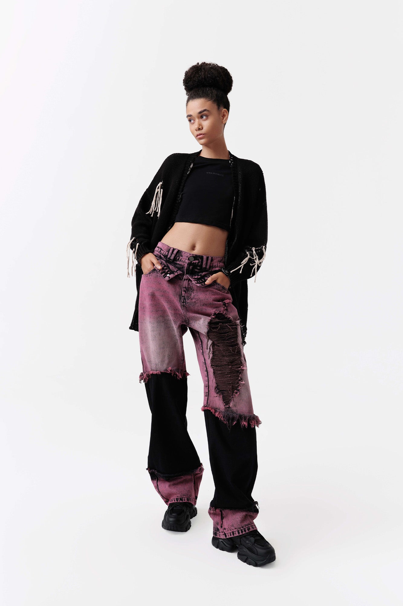 VANN VALRENCE Distressed Frayed Spray V-Neck Cardigan