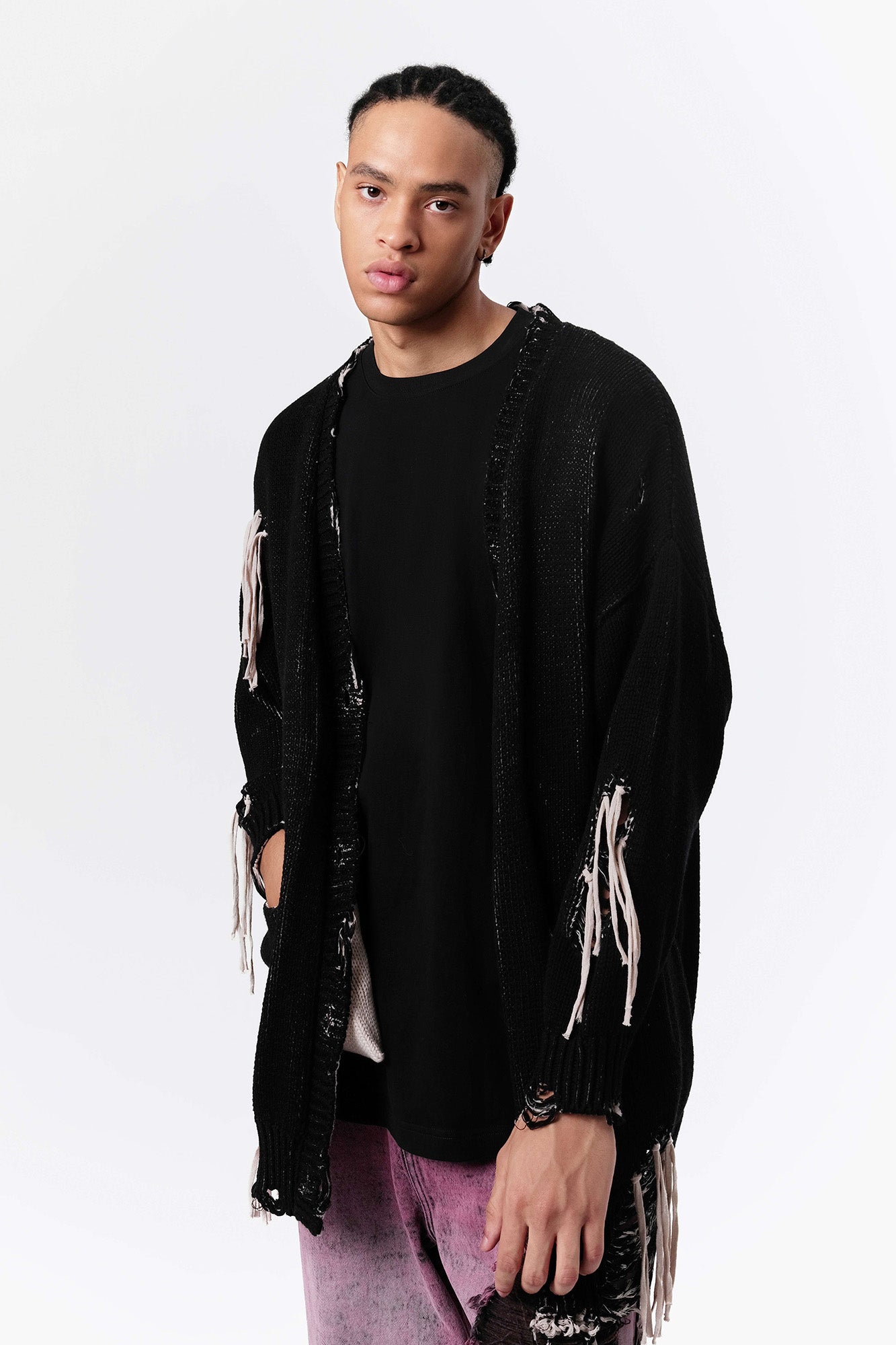 VANN VALRENCE Distressed Frayed Spray V-Neck Cardigan