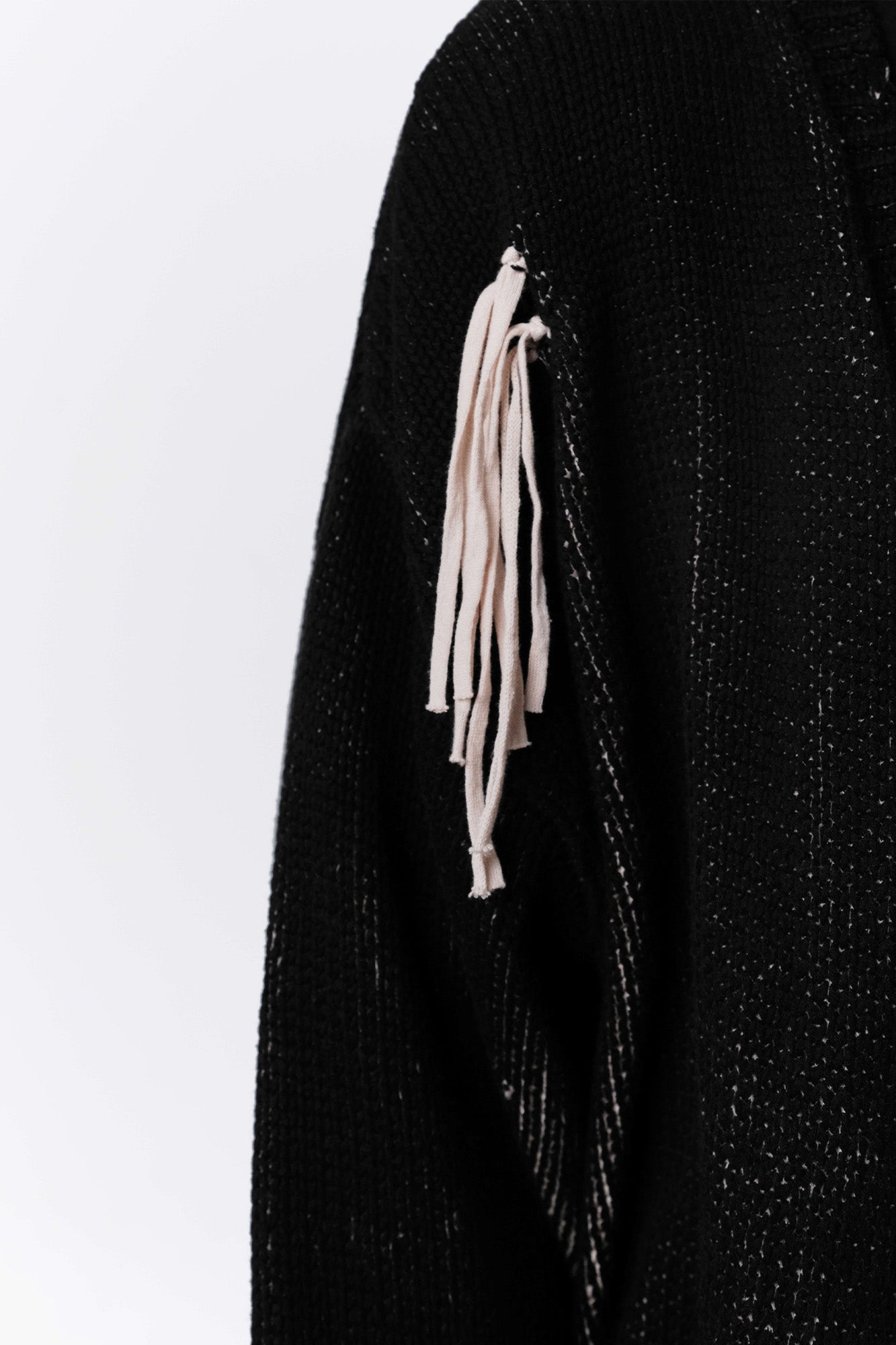 VANN VALRENCE Distressed Frayed Spray V-Neck Cardigan