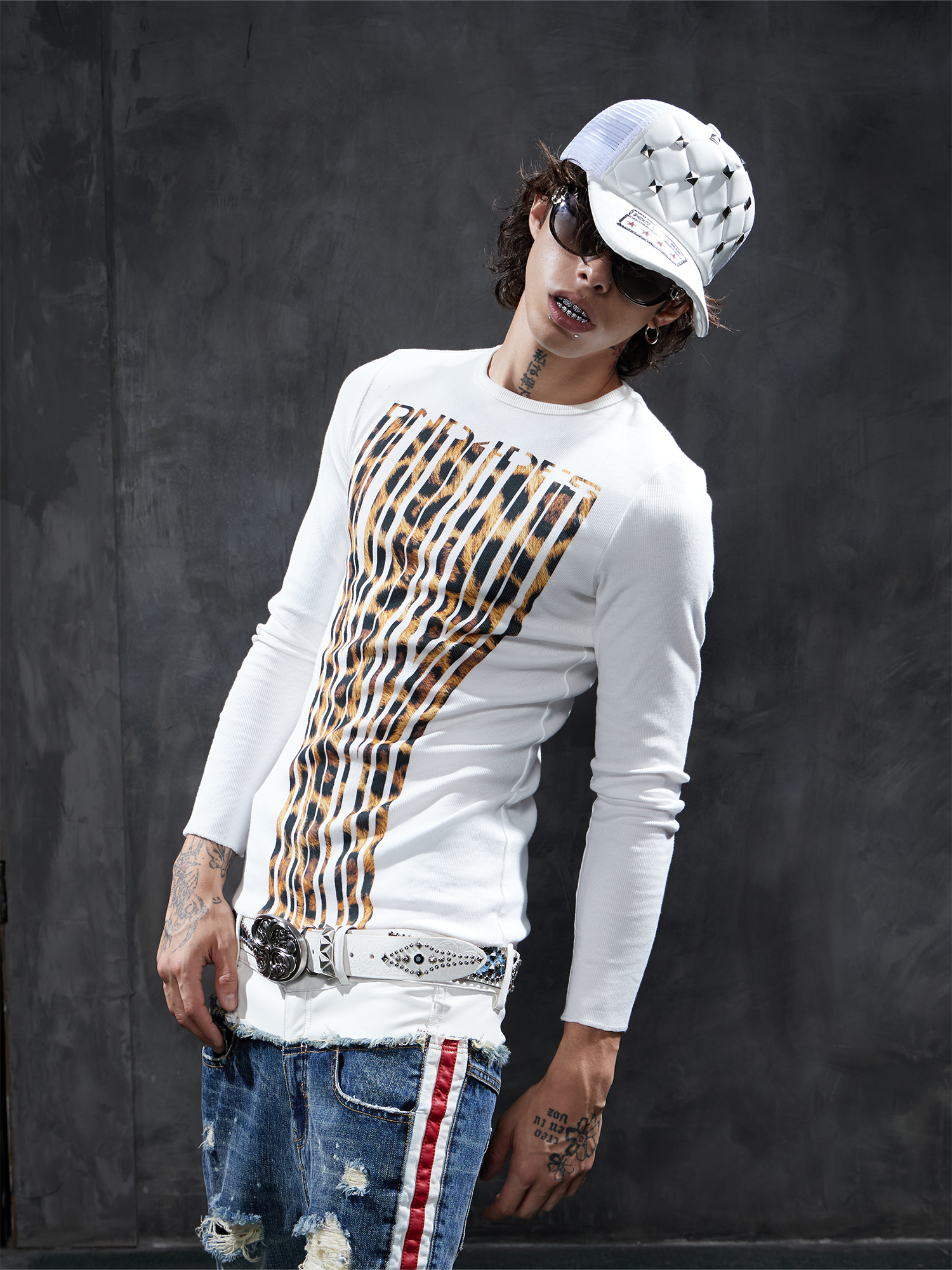 DND4DES Leopard Slim-Fit Long-Sleeve Tee