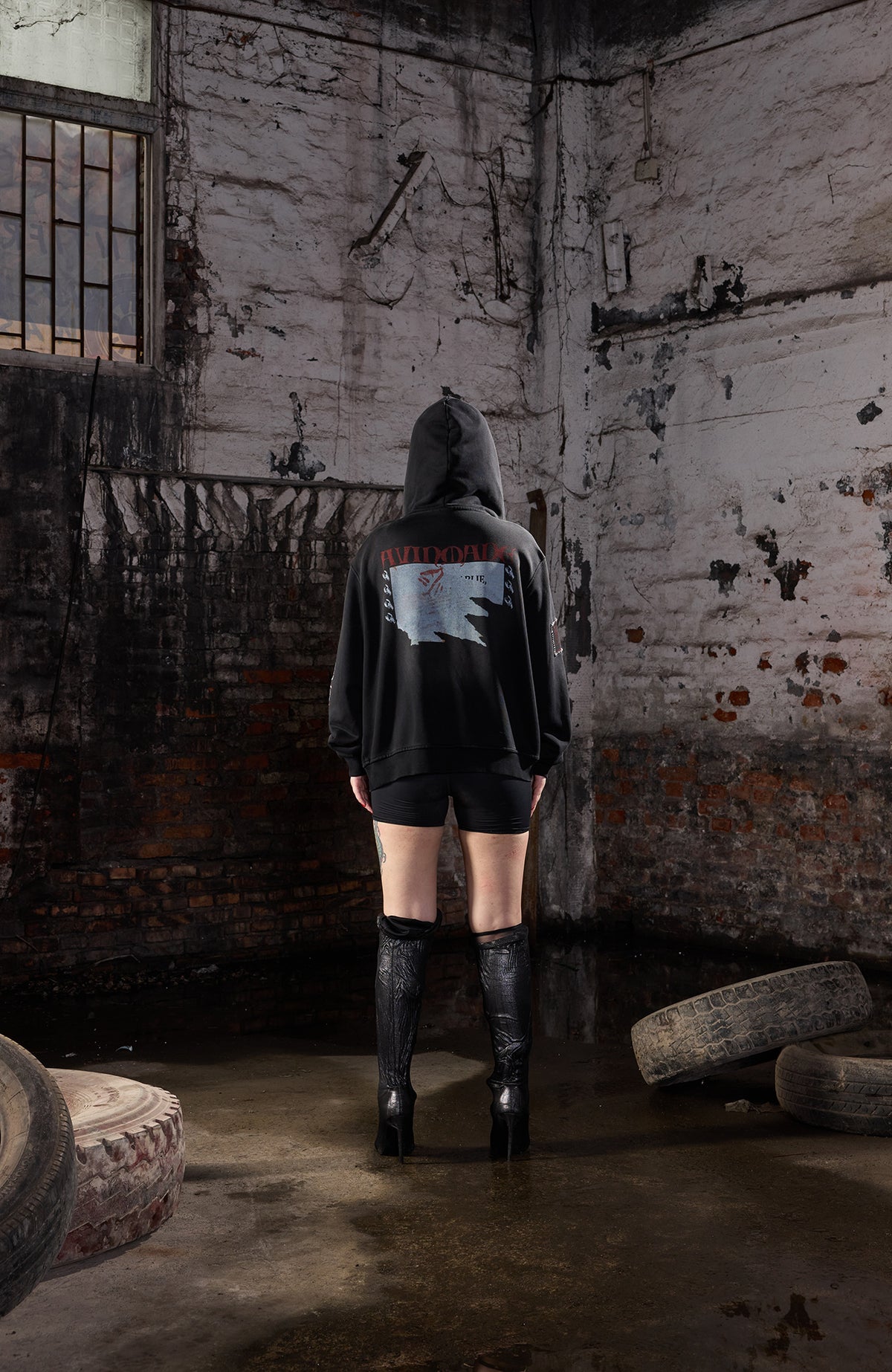 AVINMADE Washed Graphic Zip-Up Hoodie