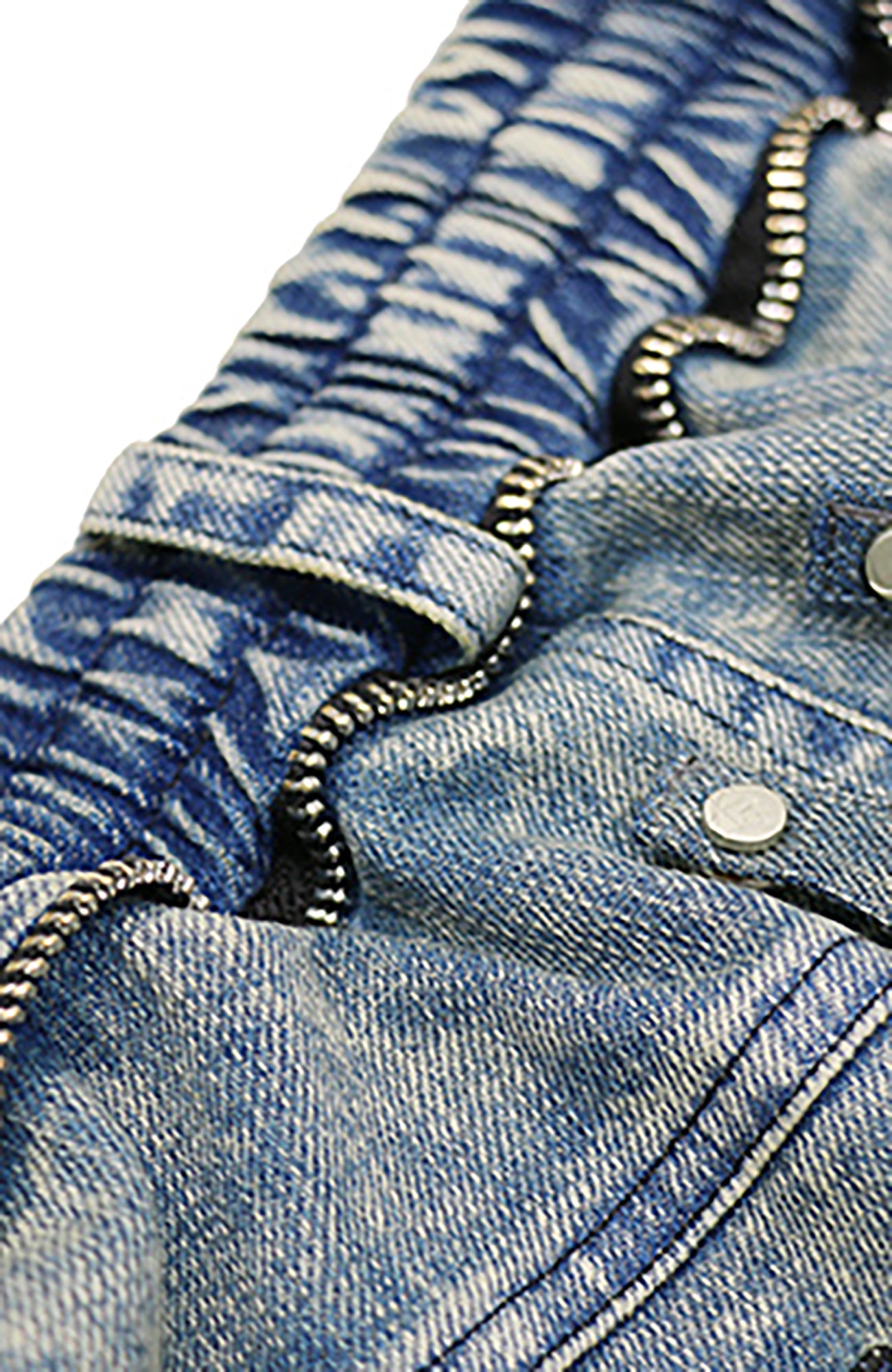 RELABEL Washed Curved-Blade Jeans