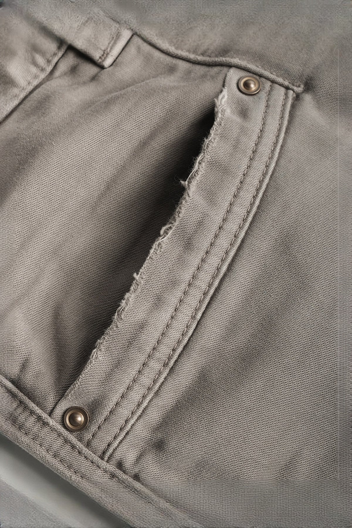 NEIGBORL Retro Multi-Pocket Straight-Leg Cargo Pants — flat-lay detail