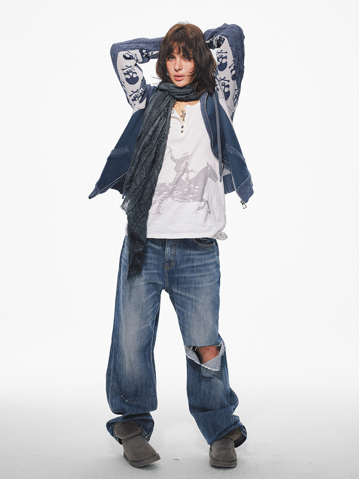 TRECLUB Skull Graphic Spliced Zip-Up Knit Hoodie
