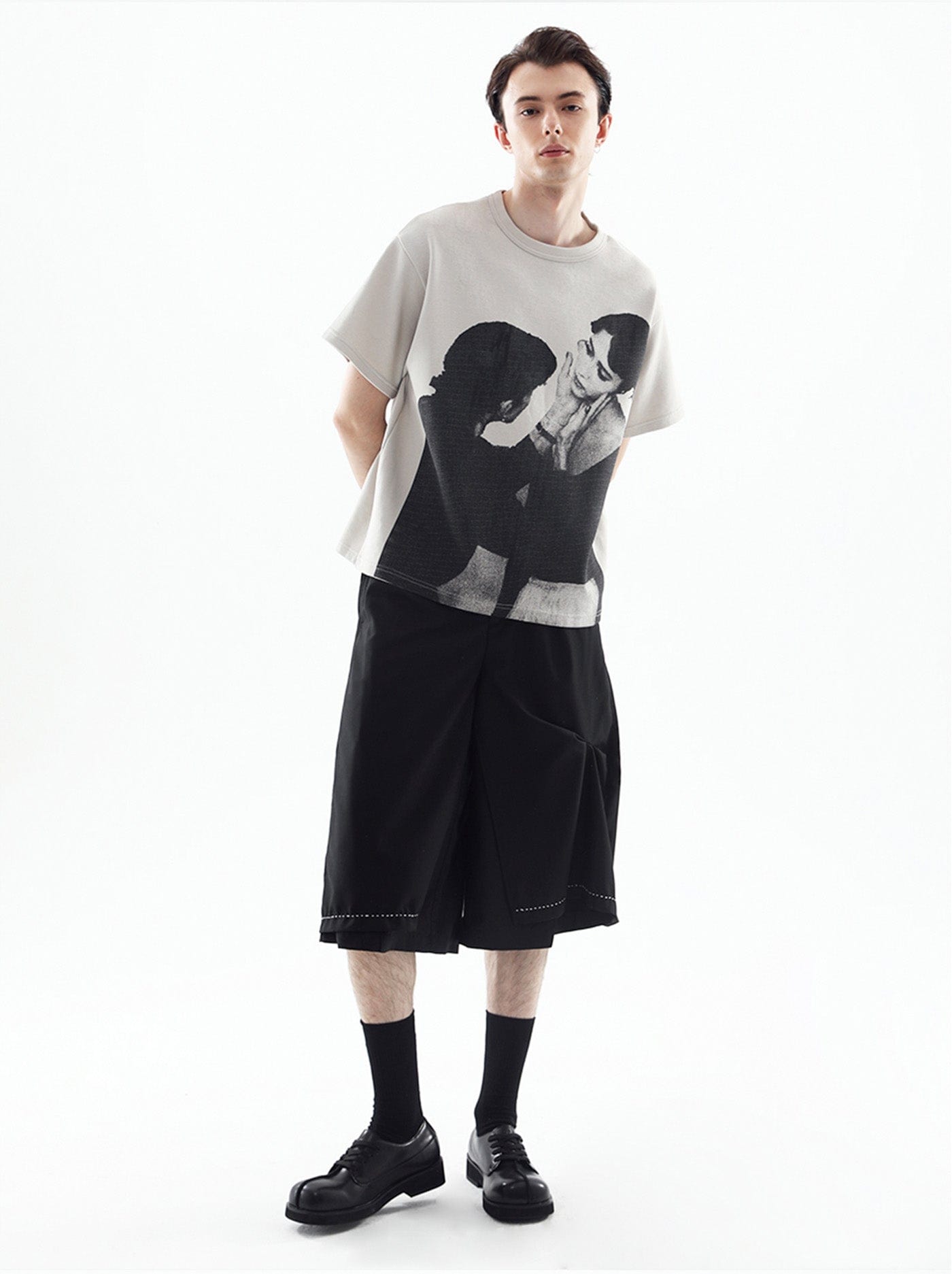 MIICHOUS Essential Pleated Oversize Shorts, premium urban and streetwear designers apparel on PROJECTISR.com, Miichous