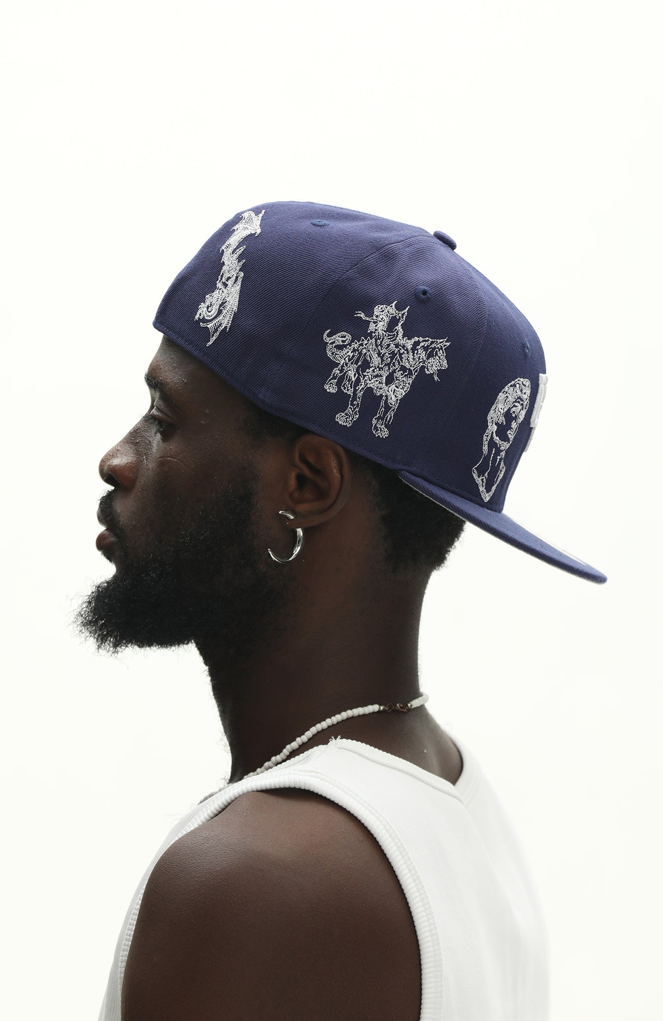 UNTILWERICH Embroidered Flat Brim Fitted Cap