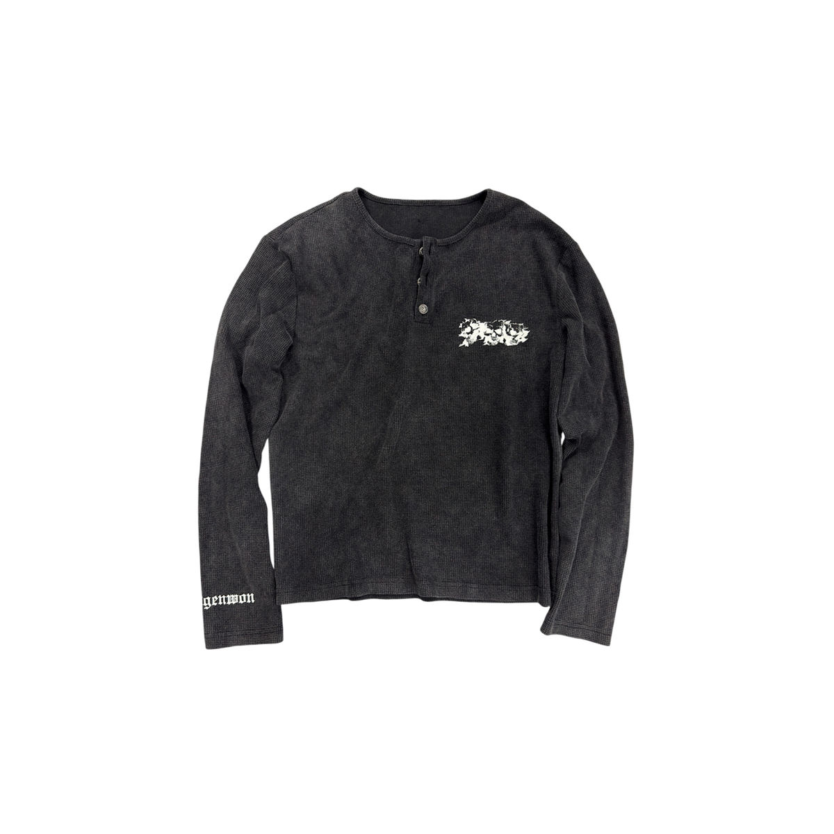 SAXGENWON Washed Skull Graphic Waffle-Knit Henley Long-Sleeve Tee