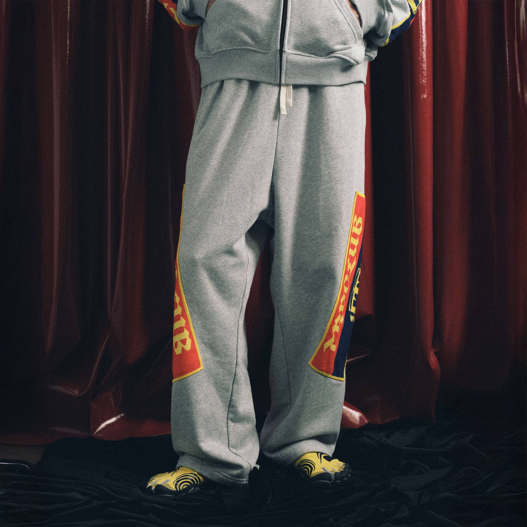 TRECLUB Graphic Patch Oversized Sweatpants