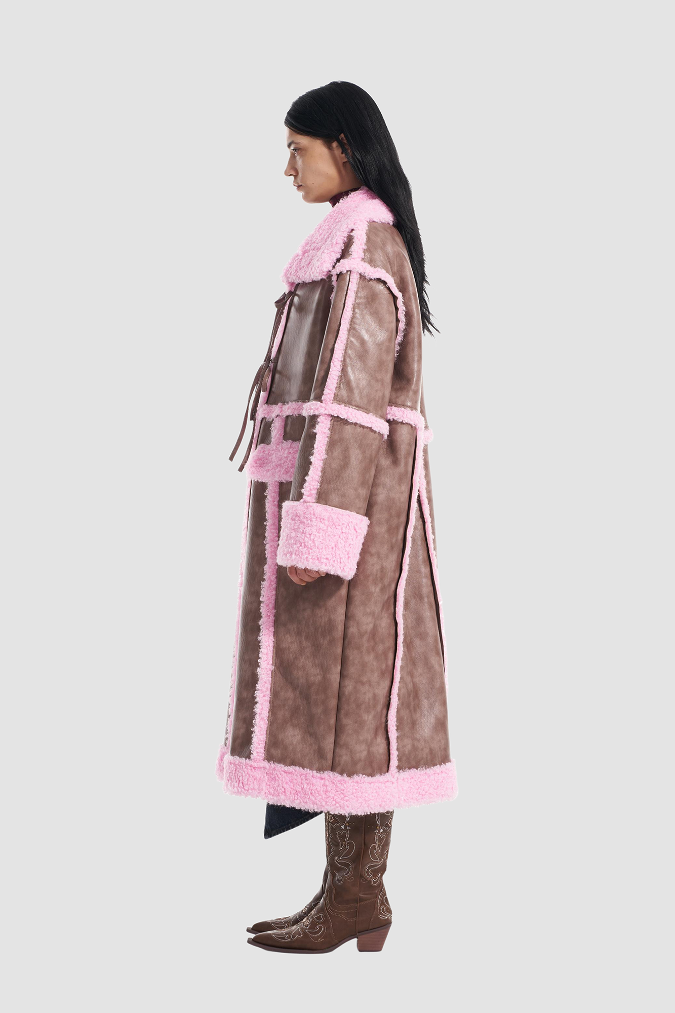 VANN VALRENCE Shearling-Trim Panel PU Long Coat