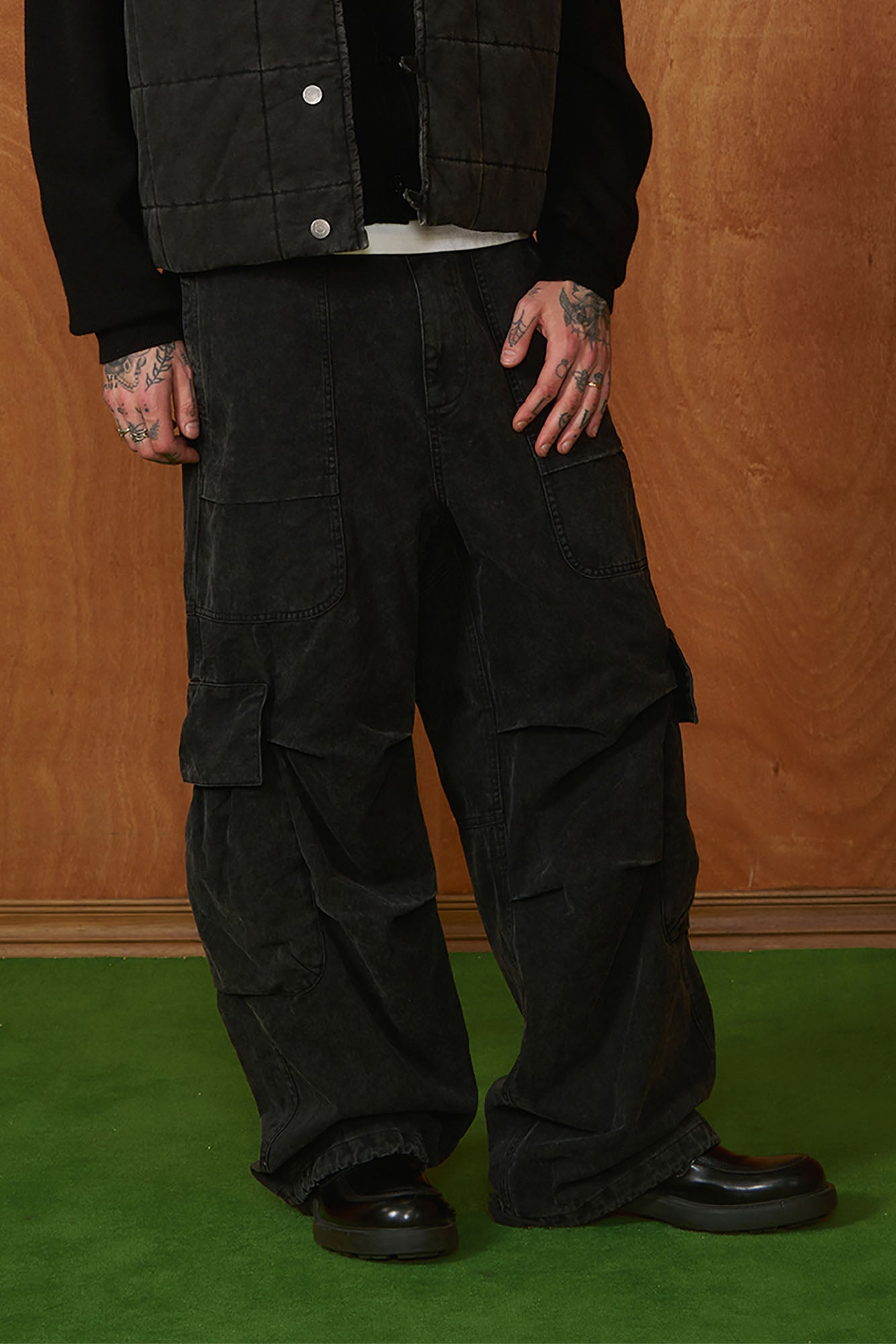 PMW Multi-Pocket Washed Cargo Jeans