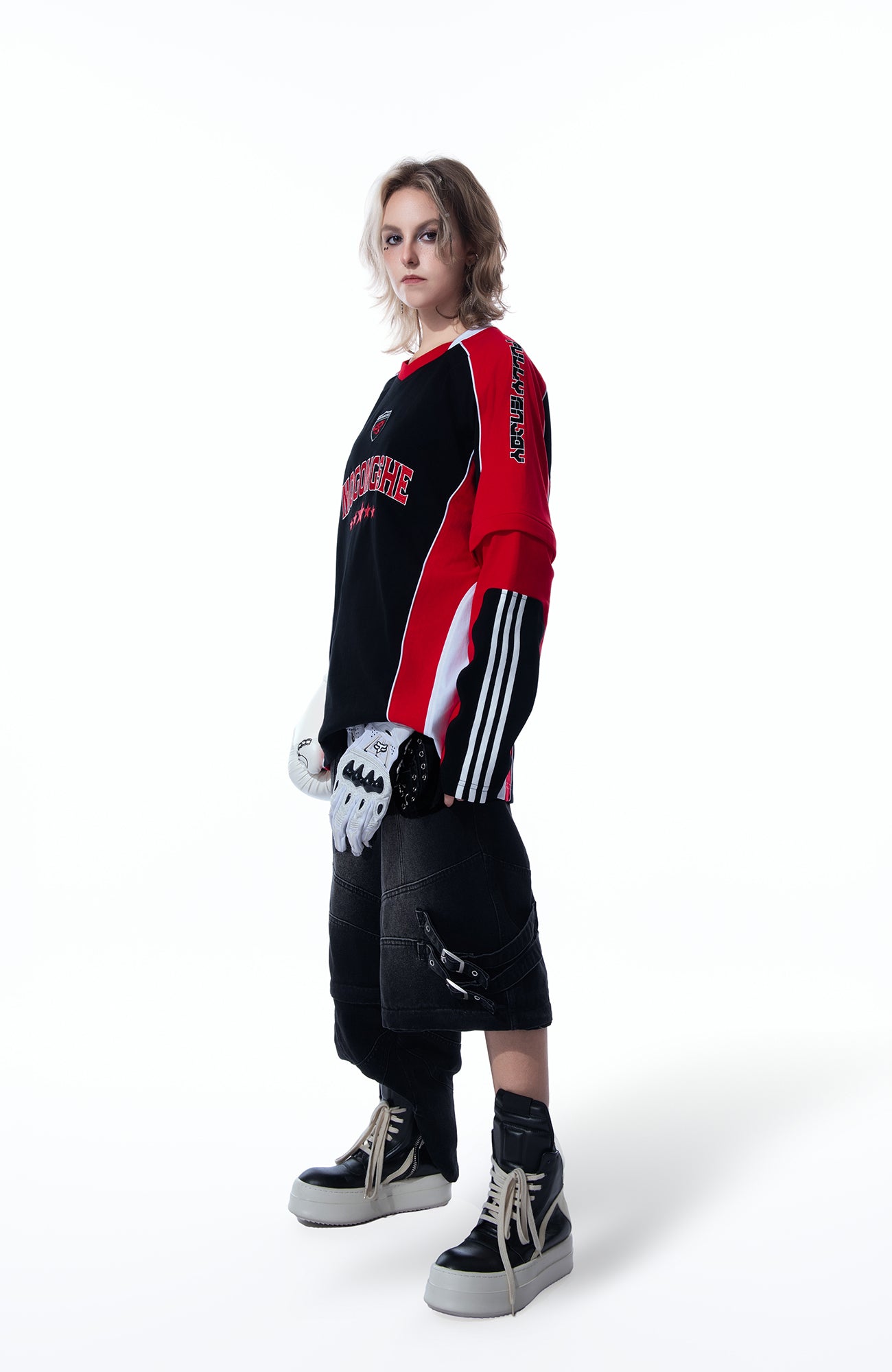 MOGONGSHE Detachable Drape-Strap Washed Jeans