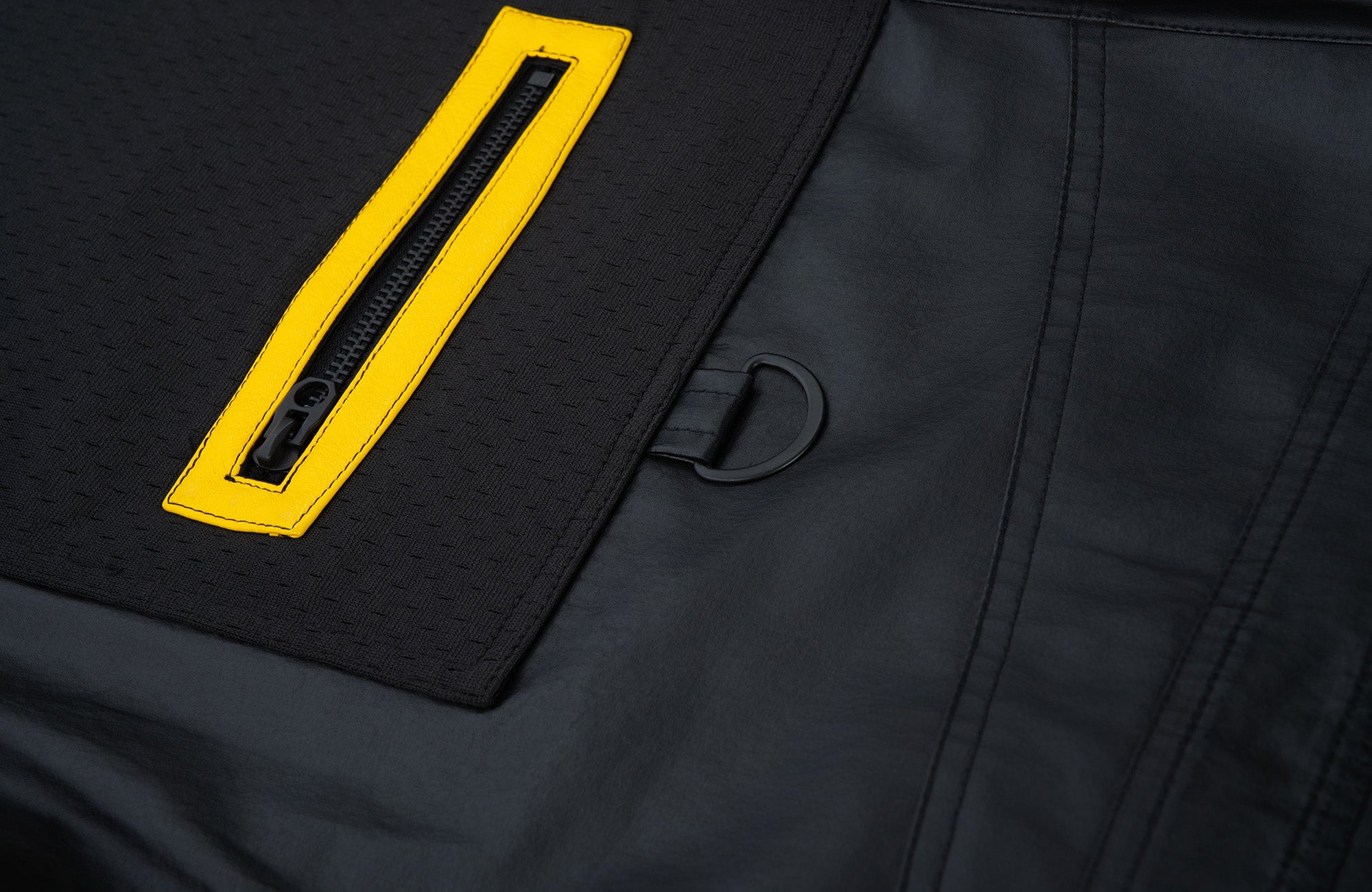 MOGONGSHE Contrast Stripe PU Wide-Leg Pants