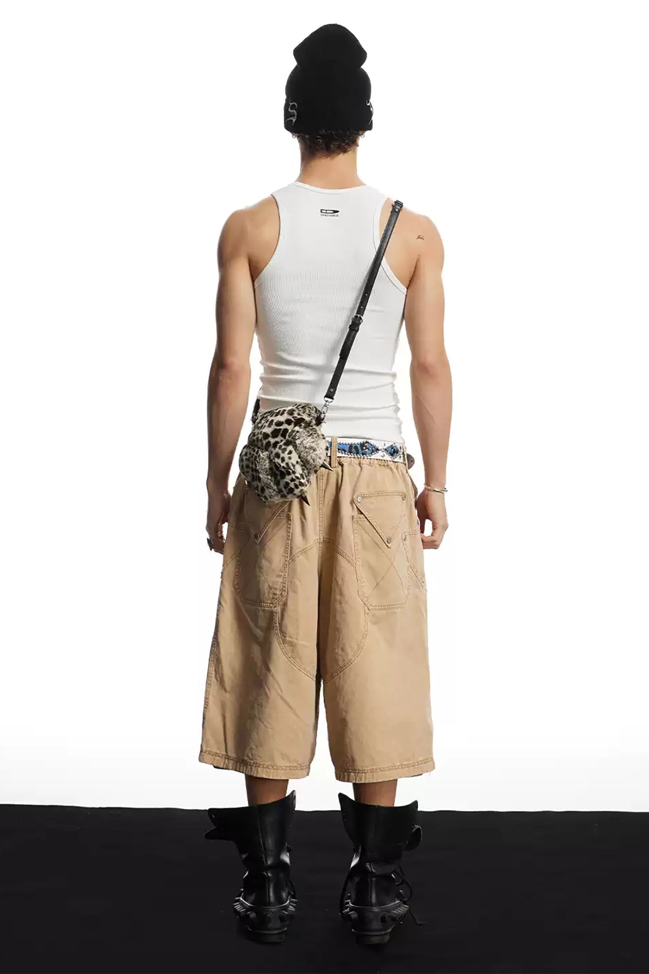 DND4DES Geometric Panel Studded Wide-Leg Shorts