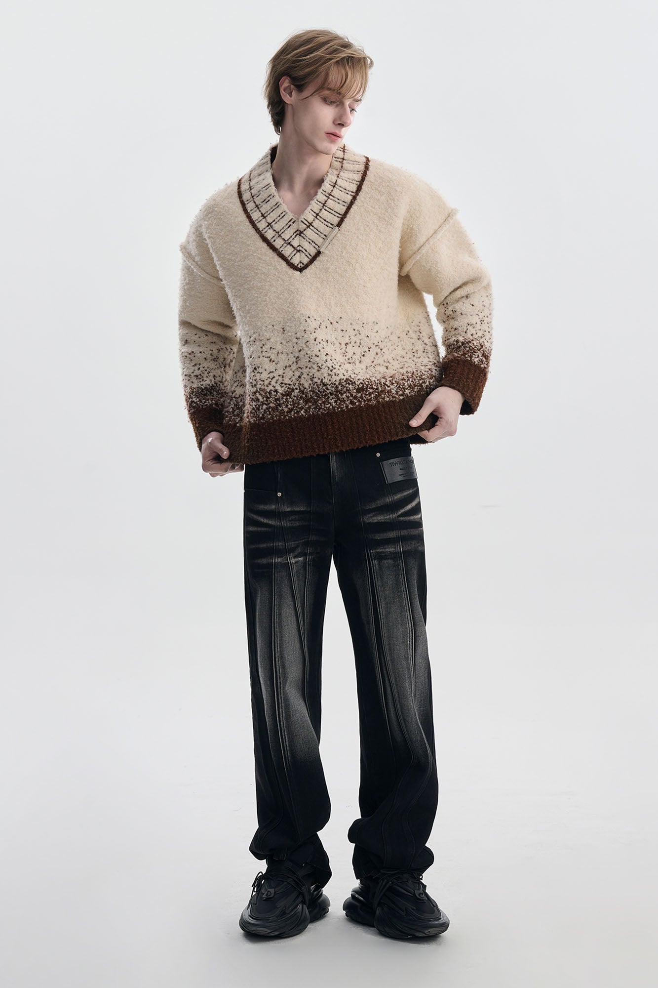 TIWILLTANG Gradient Wool V-Neck Sweater, premium urban and streetwear designers apparel on PROJECTISR.com, TIWILLTANG