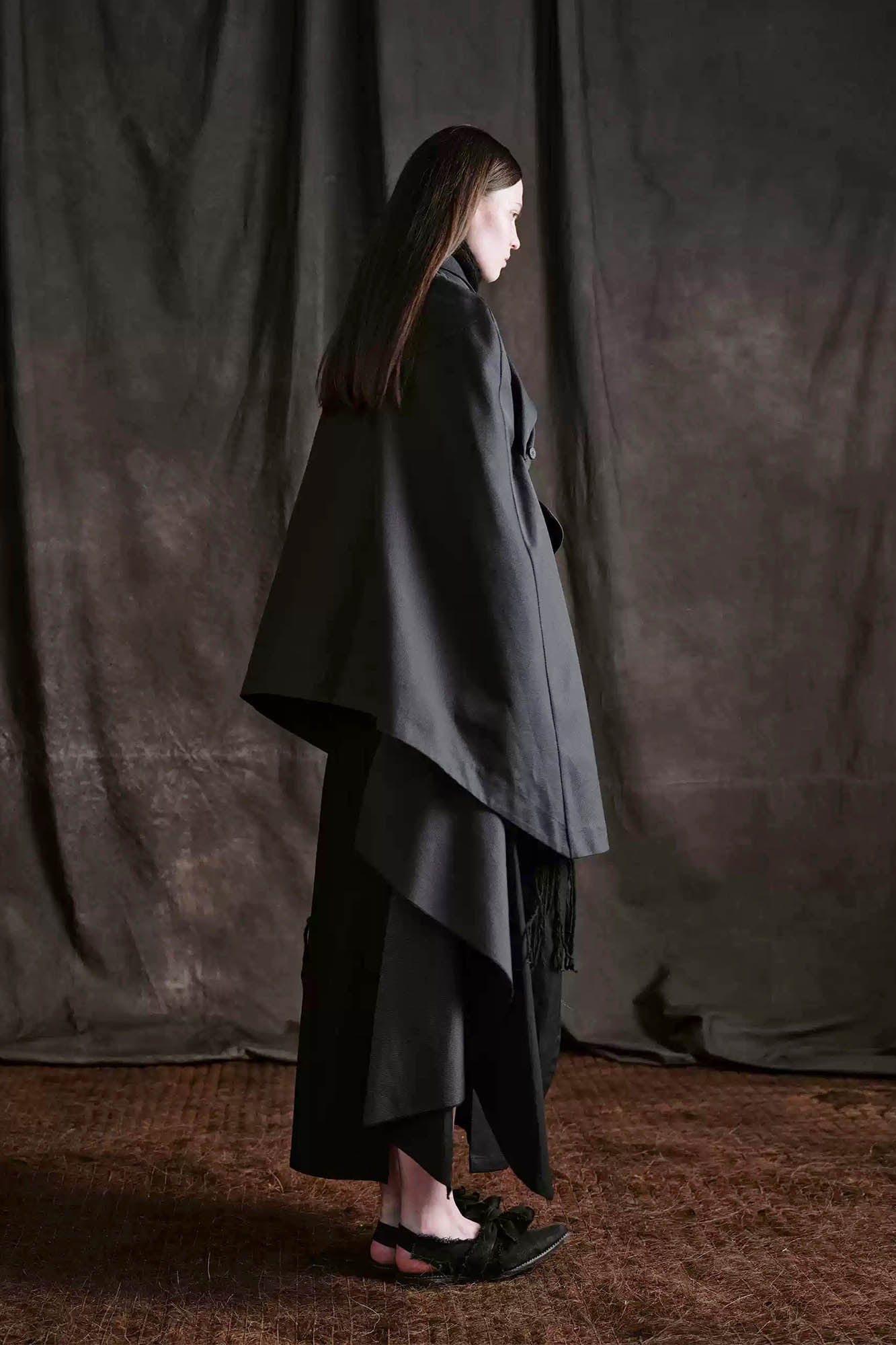 ILNya Nieternite Nifutur Mini Houndstooth Peak Lapel Slit Cape Coat, premium urban and streetwear designers apparel on PROJECTISR.com, ILNya Nieternite Nifutur