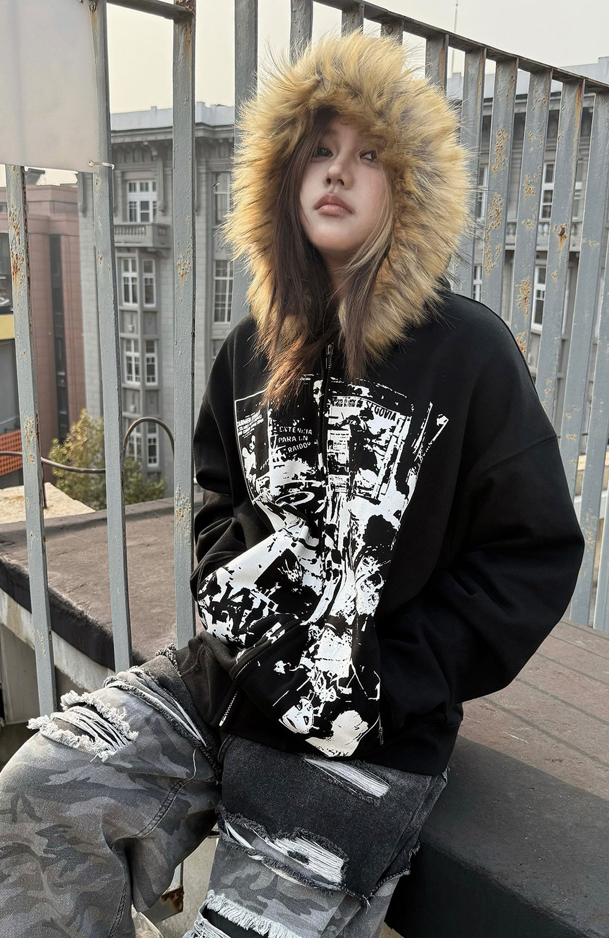 PAIKI Retro Band Graphic Faux Fur Collar Zip-Up Hoodie