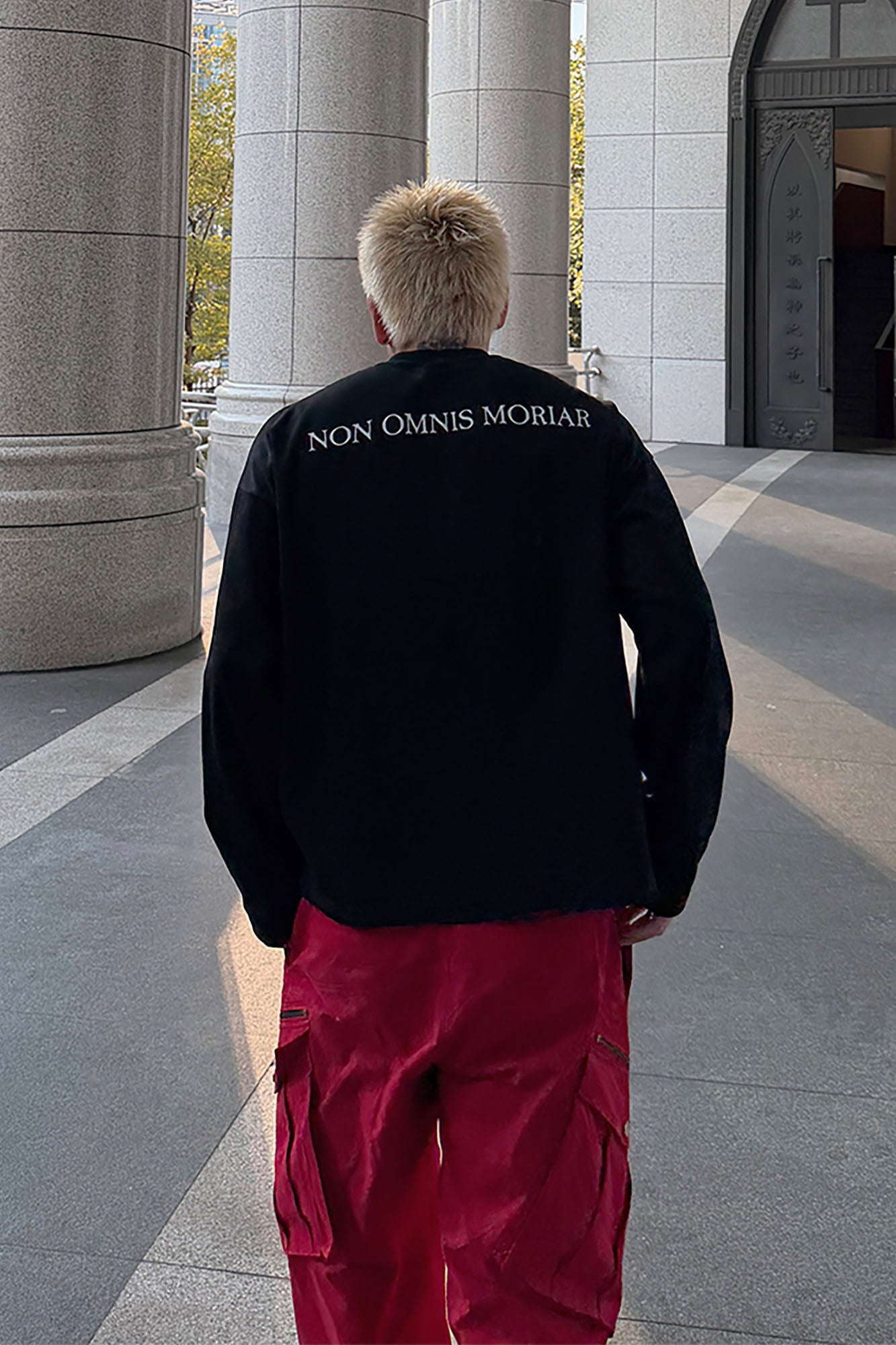 UNDERWATER Thorn Ring LOGO Long-Sleeve Tee Black