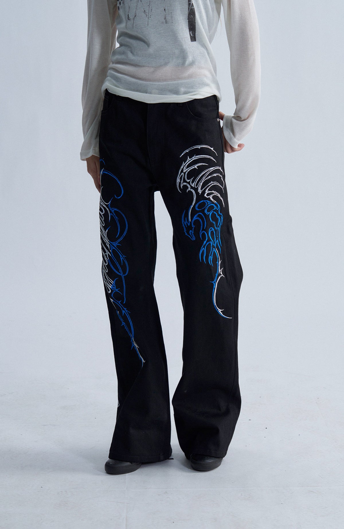 PAIKI Embroidered Thorn Floral Raw Selvedge Straight-Leg Jeans
