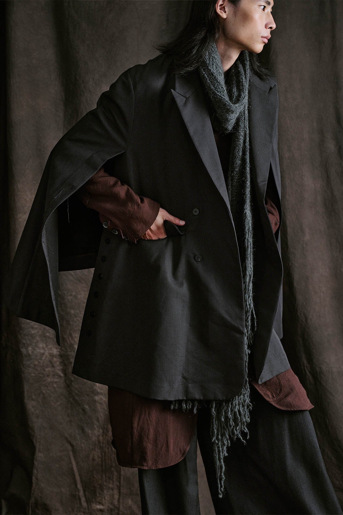 ILNya Nieternite Nifutur Mini Houndstooth Peak Lapel Slit Cape Coat, premium urban and streetwear designers apparel on PROJECTISR.com, ILNya Nieternite Nifutur