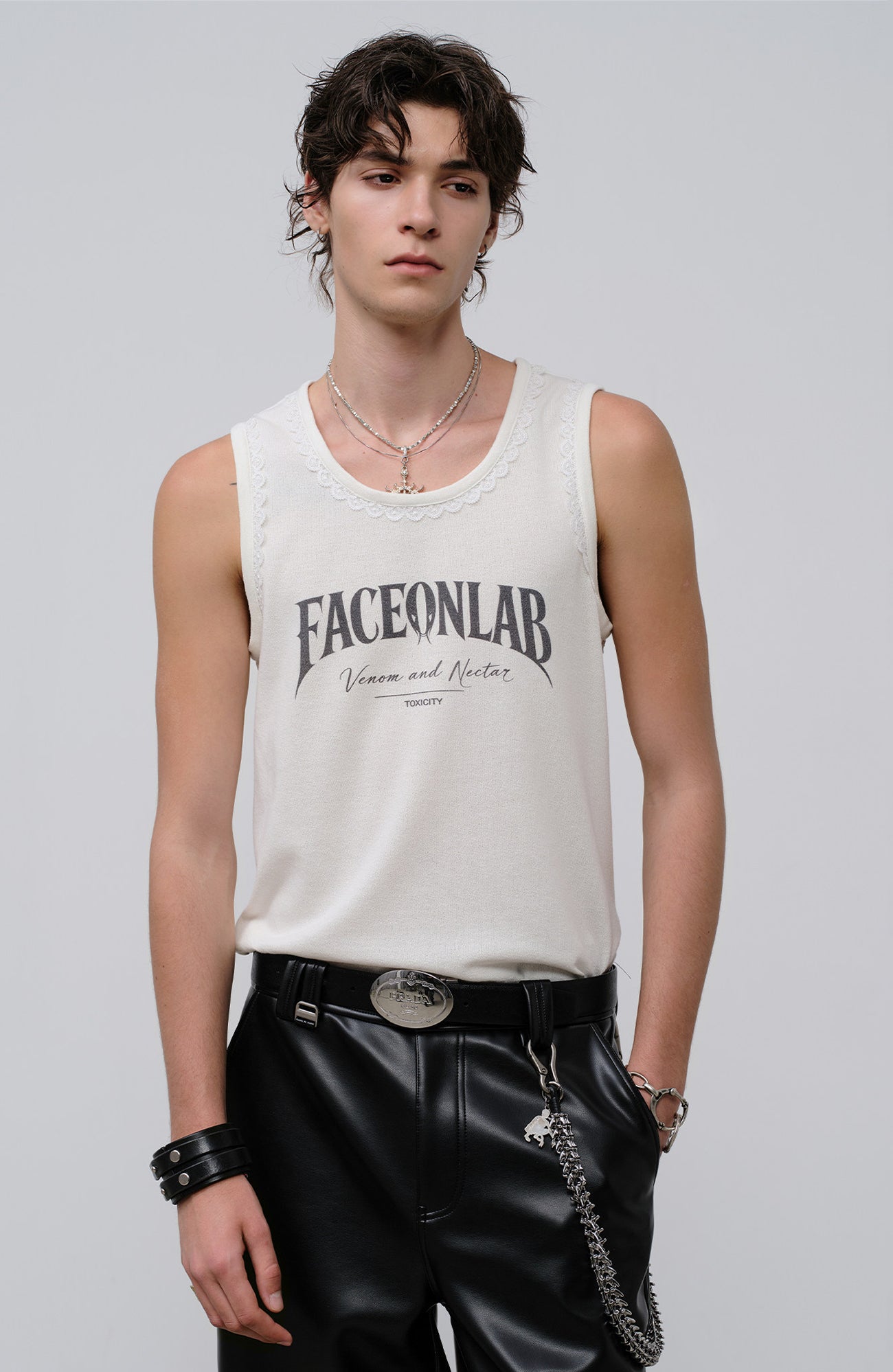 FACEONLAB Lace Trim Gothic Letters Sleeveless Tank