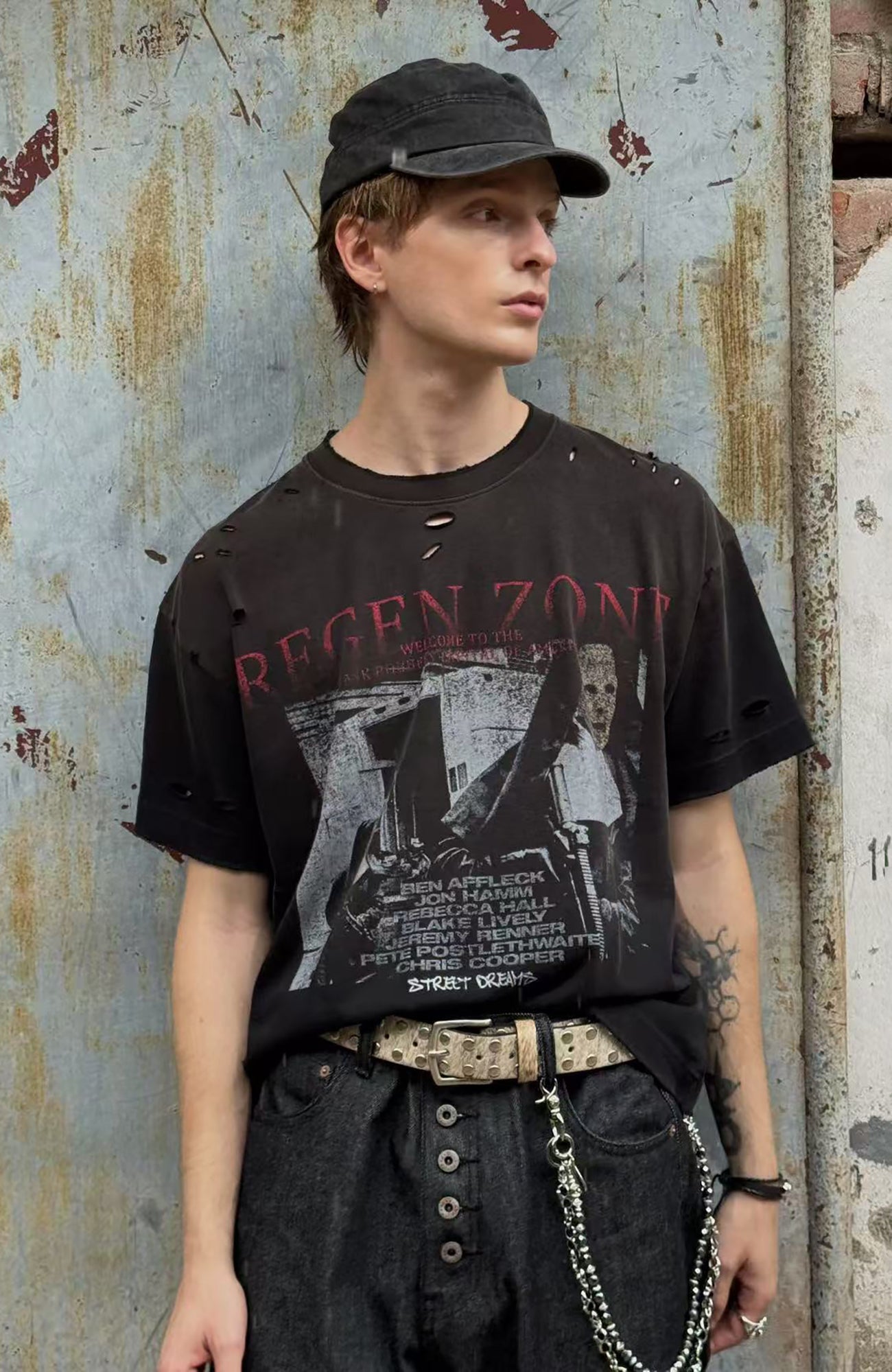 REGEN ZONE Distressed Washed Graphic T-Shirt