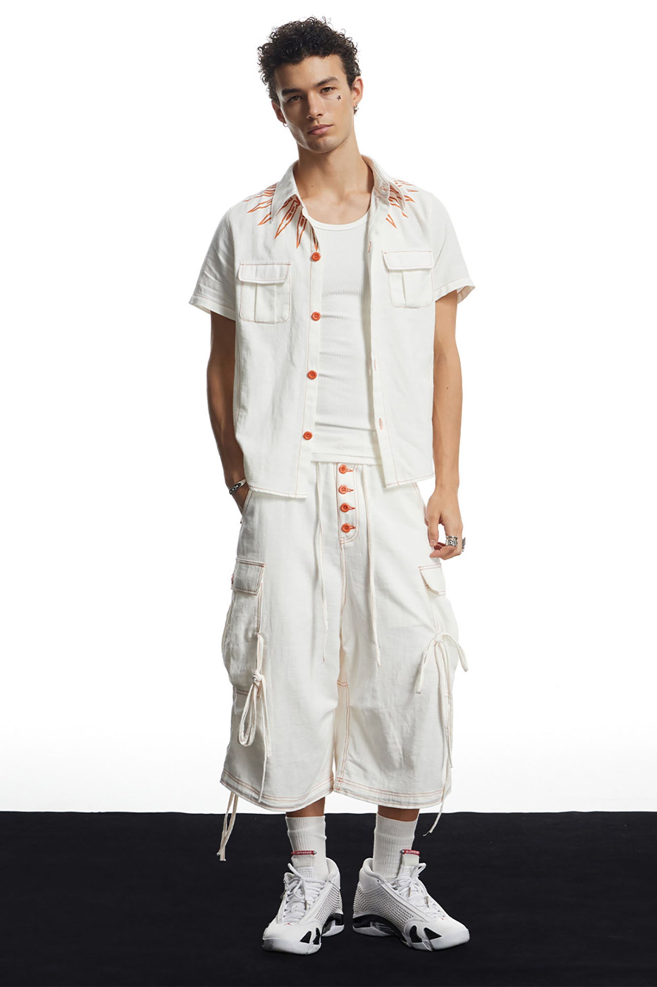 DND4DES Contrast Bullet Stitch Half Shirt