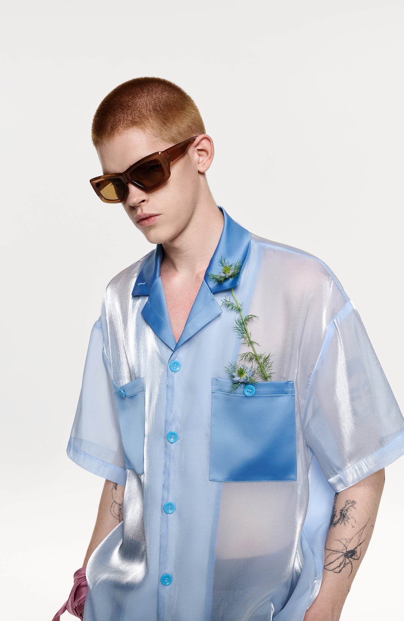 TIWILLTANG Contrast Tie-Neck Sheer Half Shirt