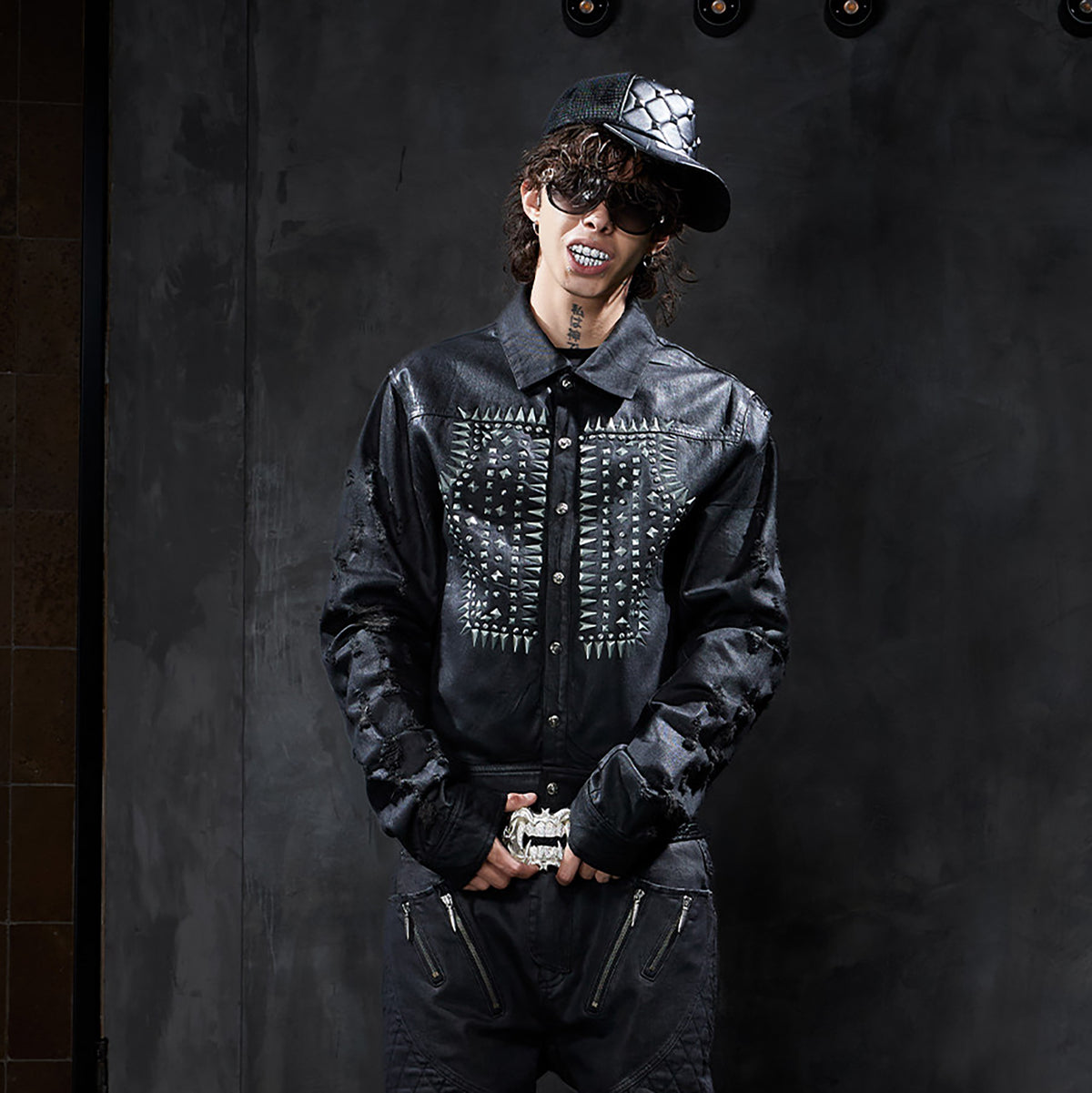 DND4DES Distressed Washed Studded Denim Jacket