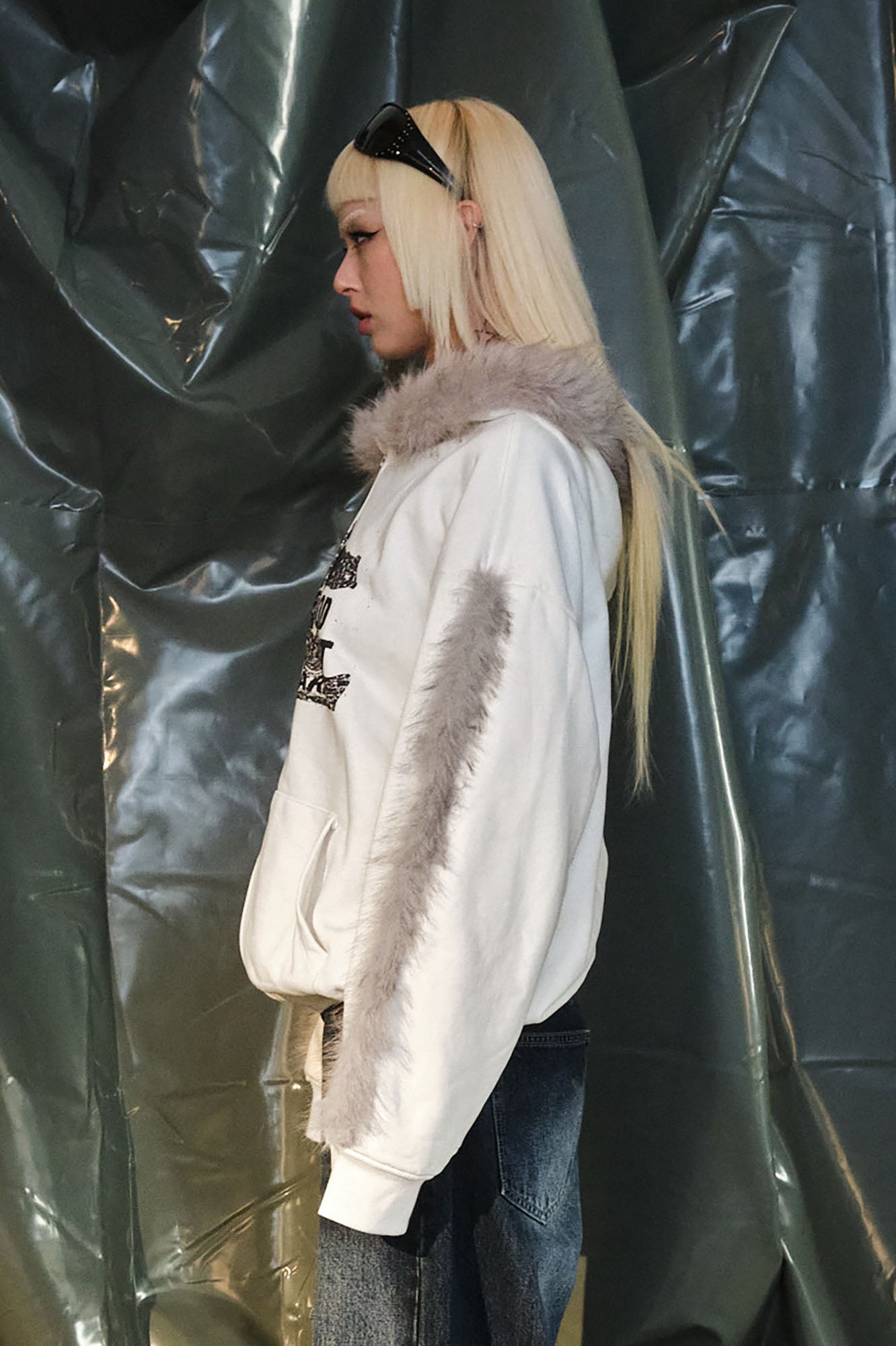 RECOVER ZONE Faux Fur Trim Graphic Zip-Up Hoodie
