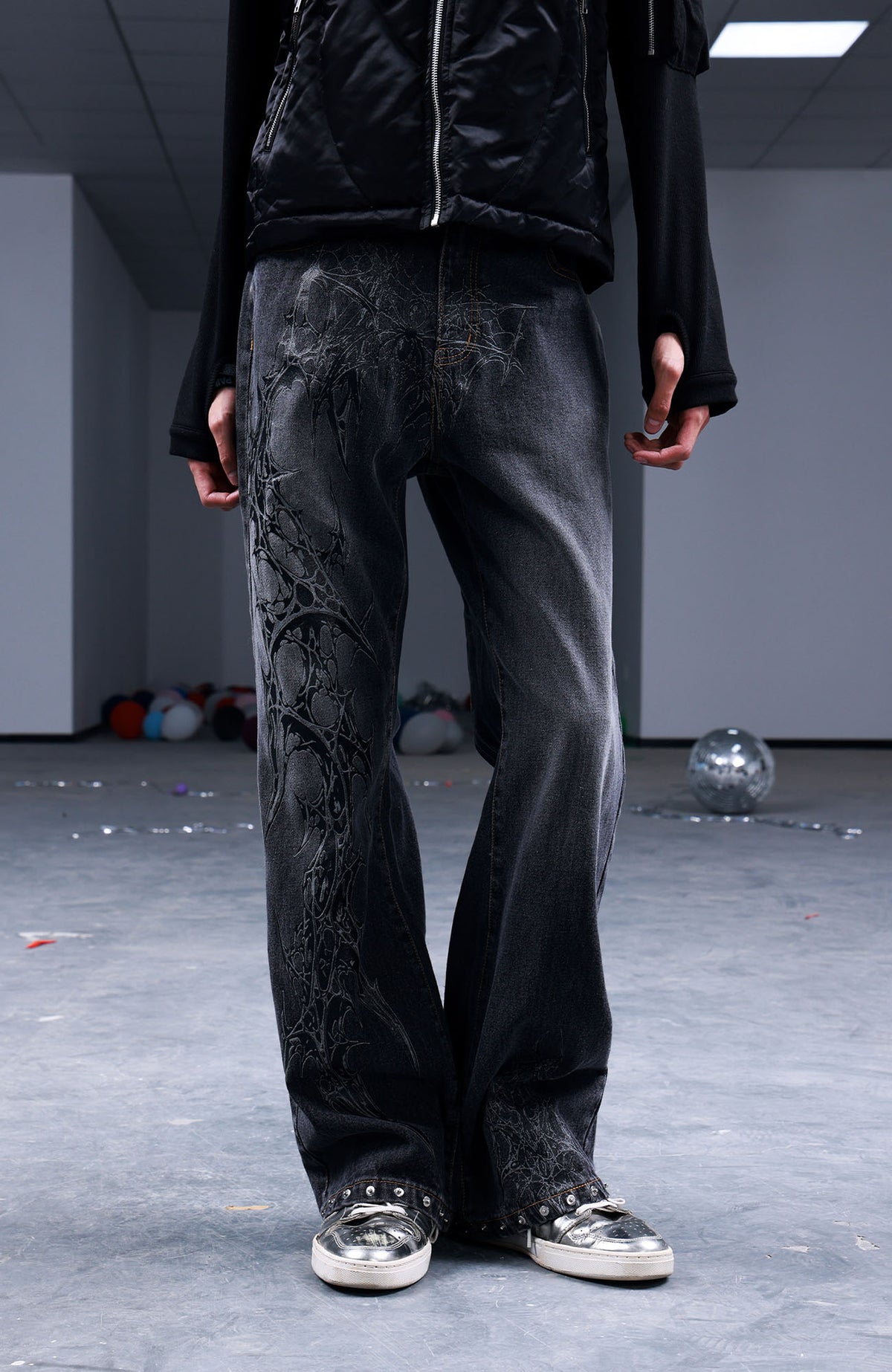 PAIKI Studded Washed Straight-Leg Jeans