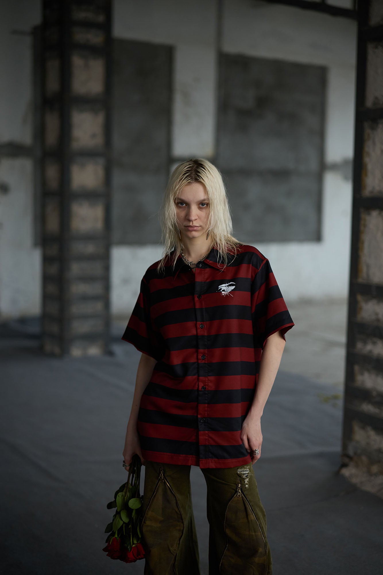 RECOVER ZONE Striped Punk Patch Half Shirt