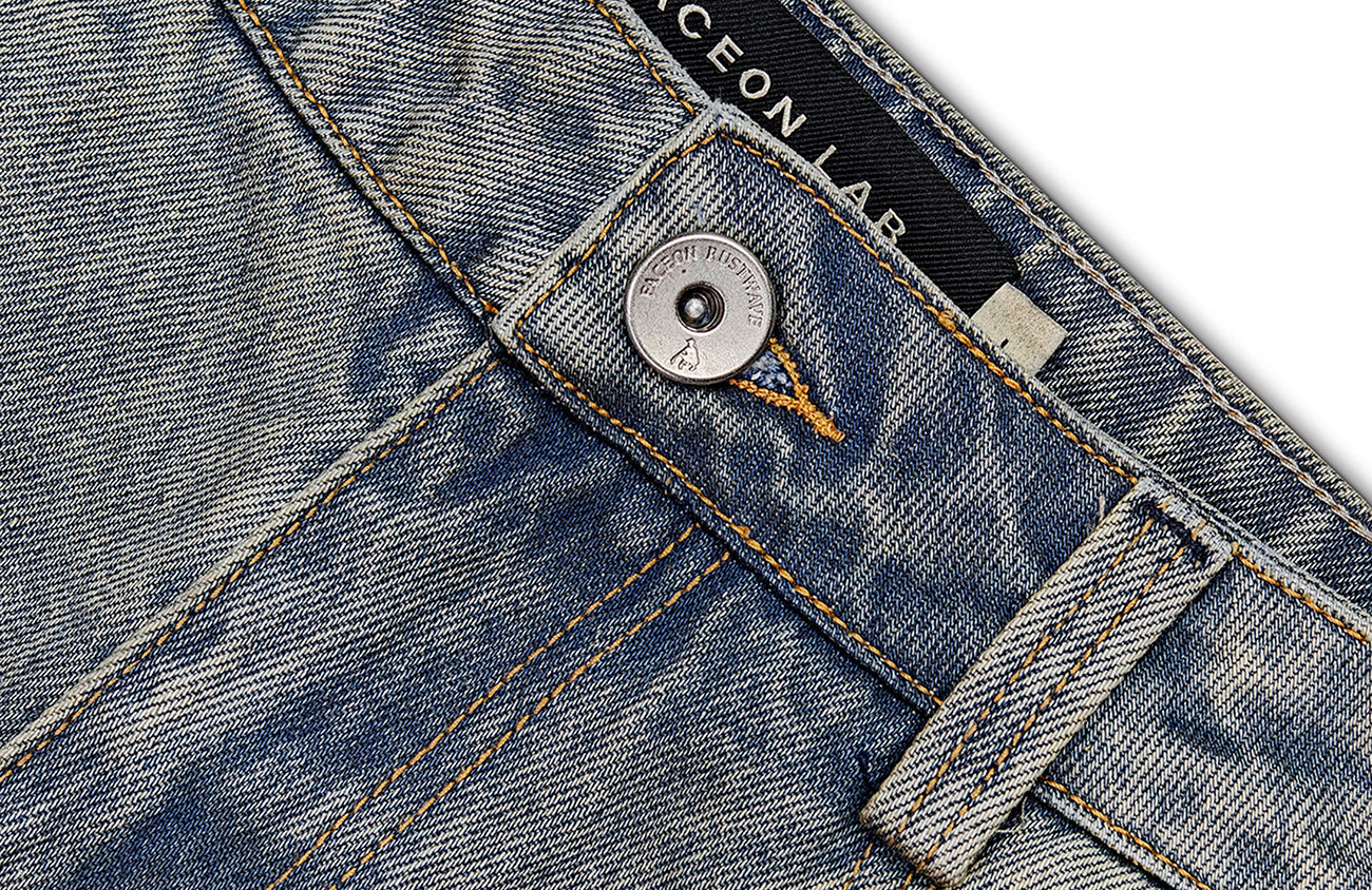 FACEONLAB Double Waistband Diamond Snake Graphic Jeans