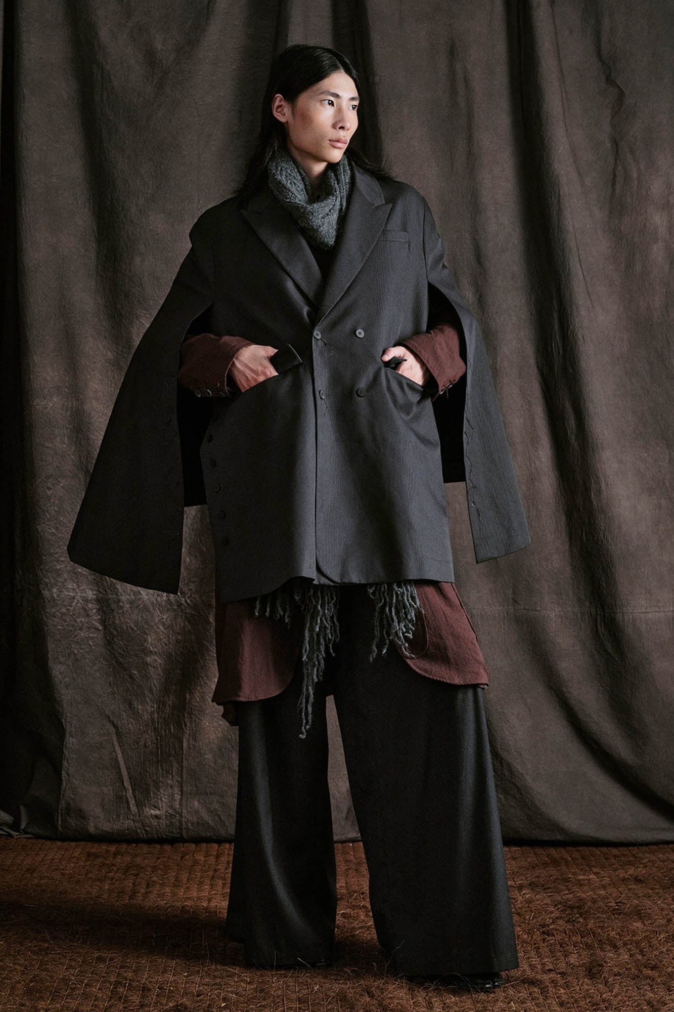ILNya Nieternite Nifutur Mini Houndstooth Peak Lapel Slit Cape Coat, premium urban and streetwear designers apparel on PROJECTISR.com, ILNya Nieternite Nifutur